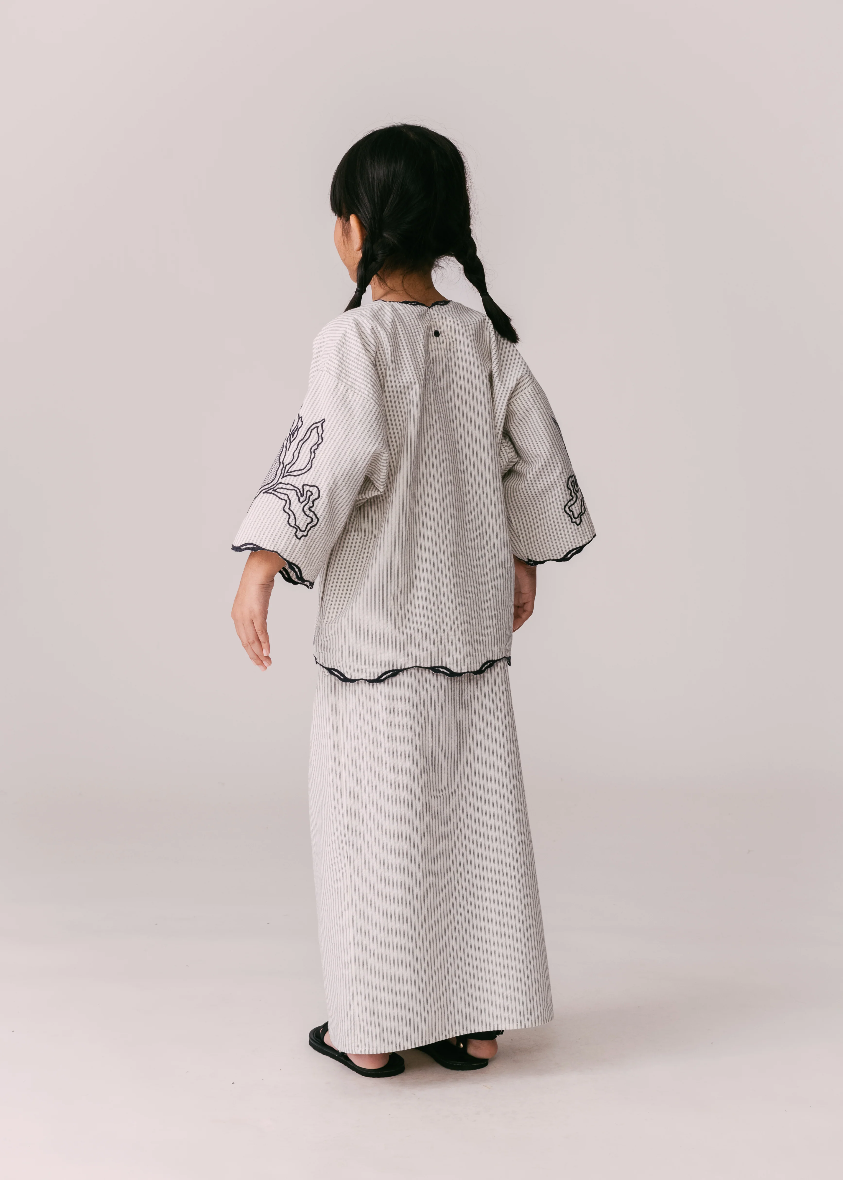 Kids: Mekar Loose Kebaya (Black Stripe) - Image 6