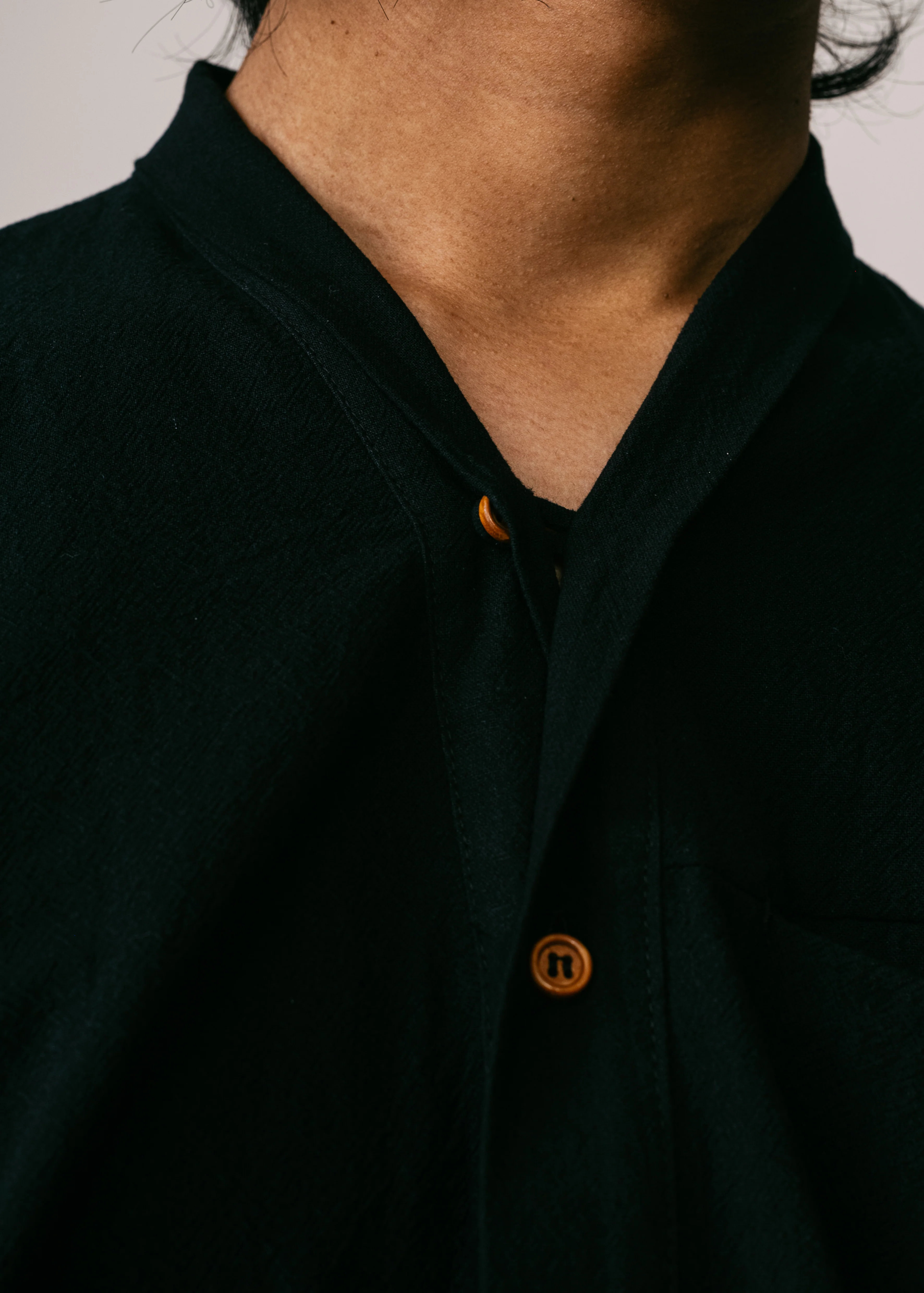Men: Alir Collared Shirt (Black) - Image 2