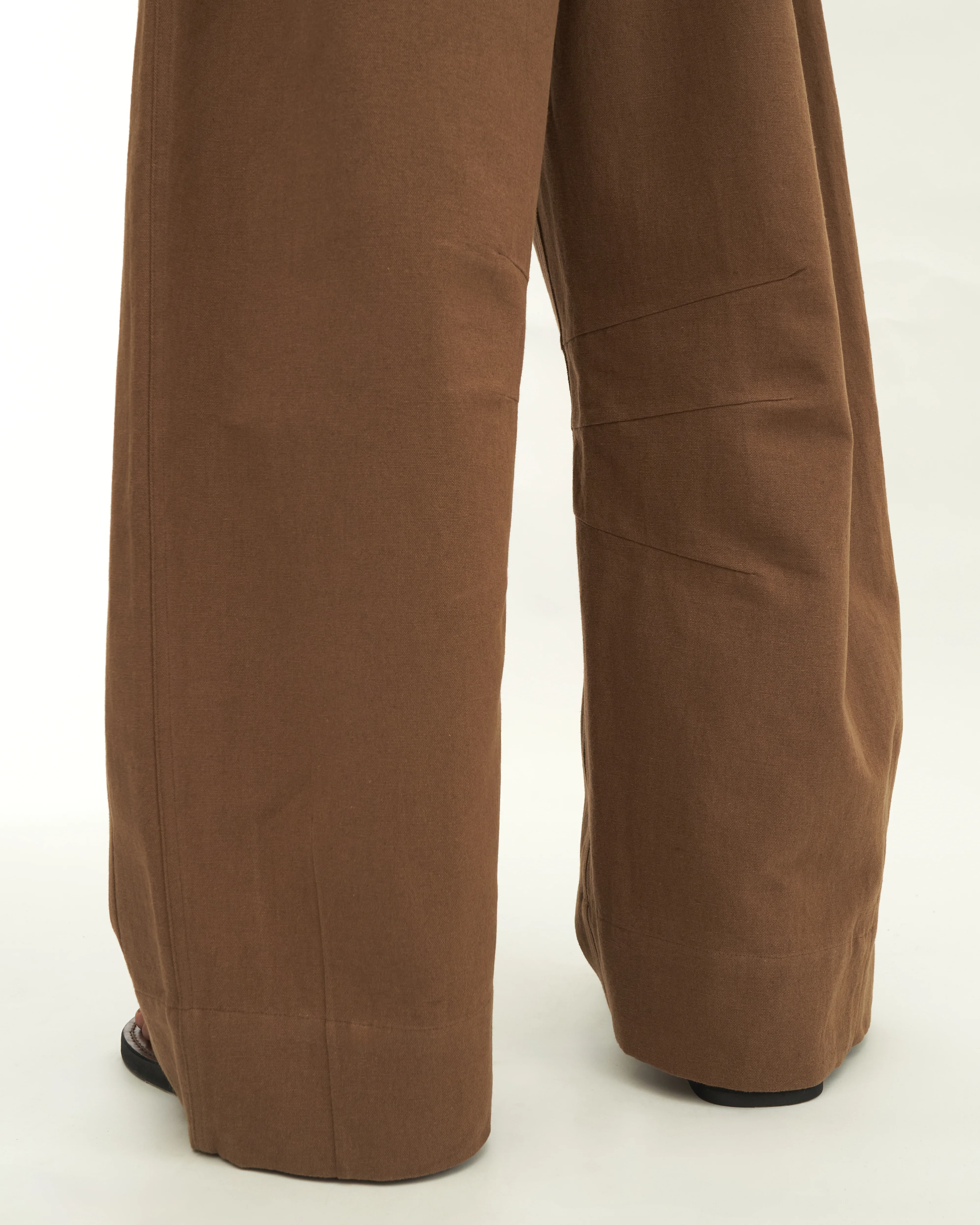 Men: Kongsi Horseshoe Pants (Dark Brown) - Image 3