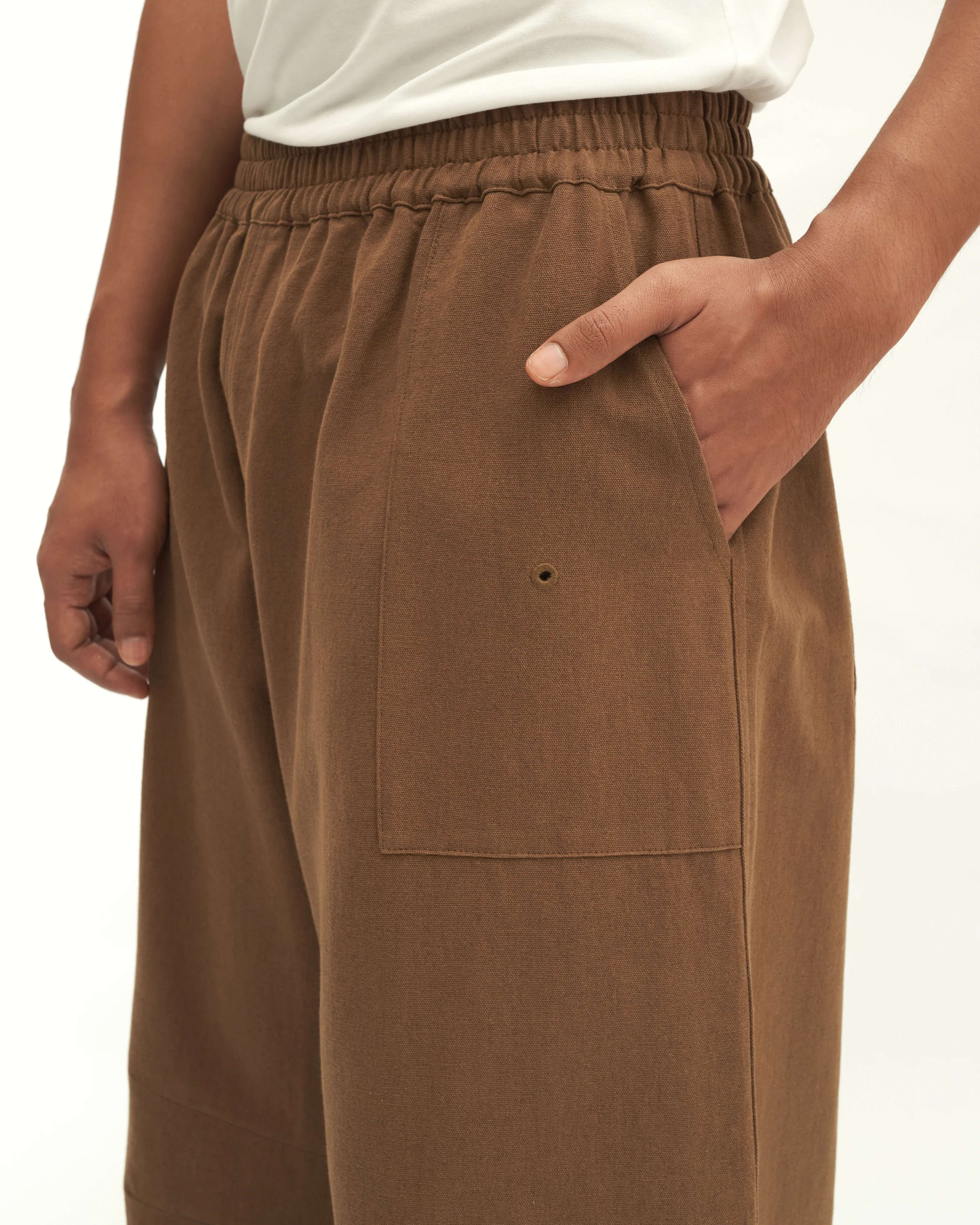 Men: Kongsi Horseshoe Pants (Dark Brown) - Image 7