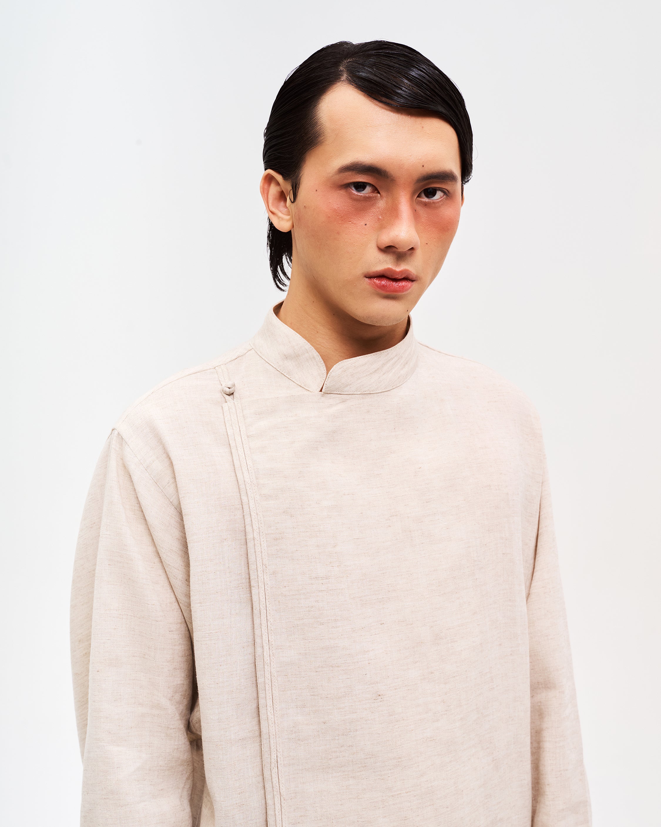 Men: Pulut Tang Suit (Bee Koh)