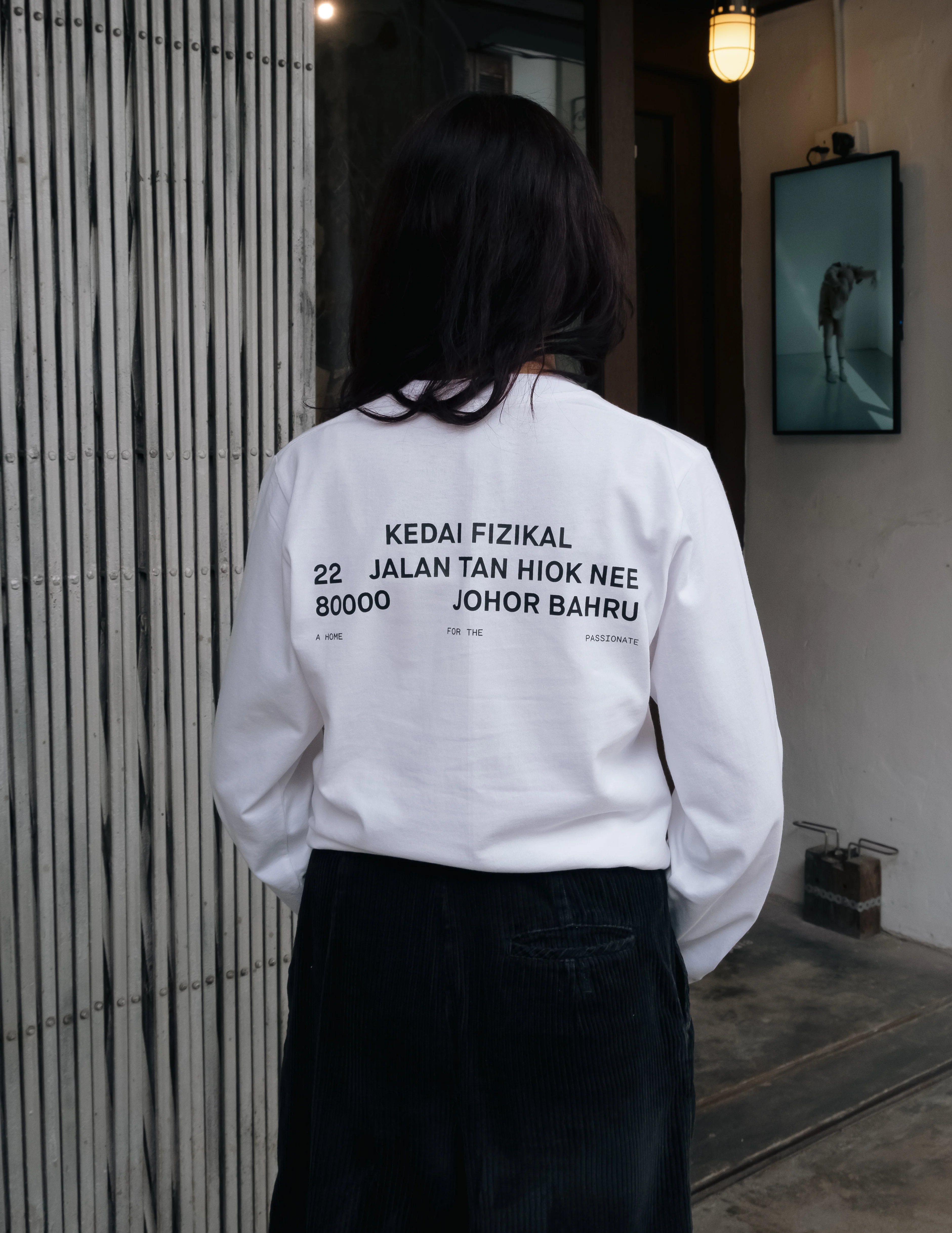 Unisex: KEDAI FIZIKAL WHITE T JB (Long Sleeve) - Image 3