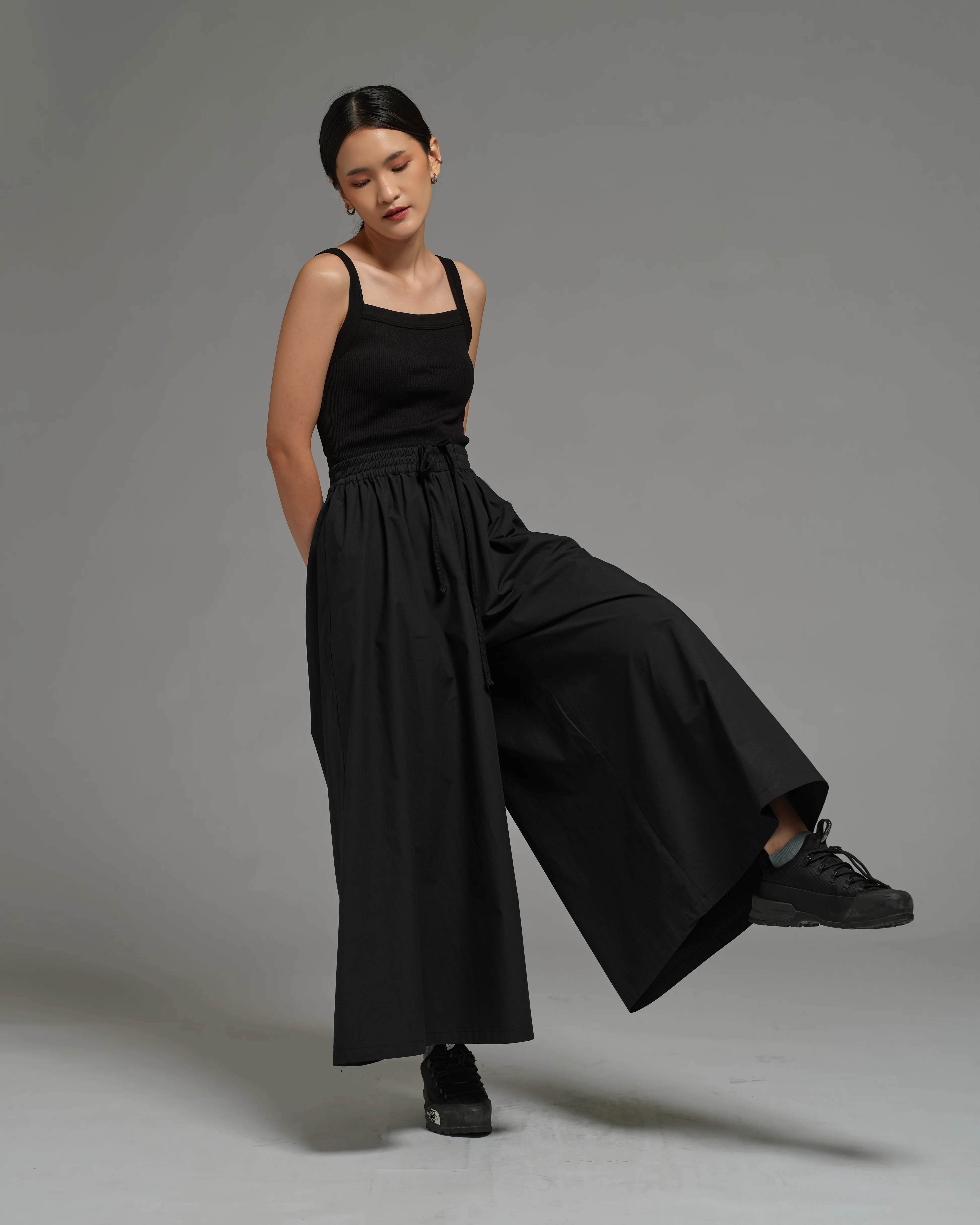 Unisex: Multi Hakama Pants (Black)