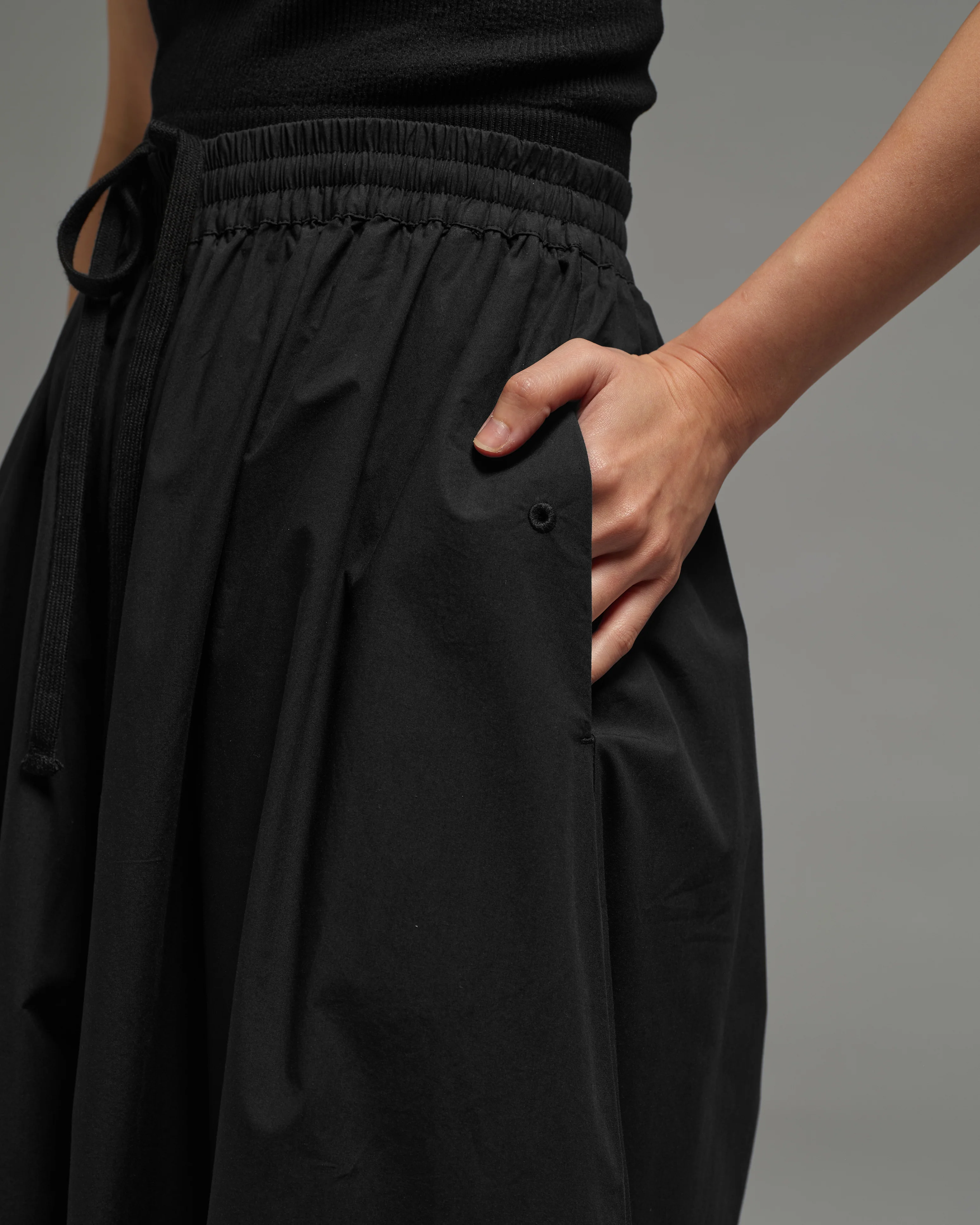 Unisex: Multi Hakama Pants (Black) - Image 5