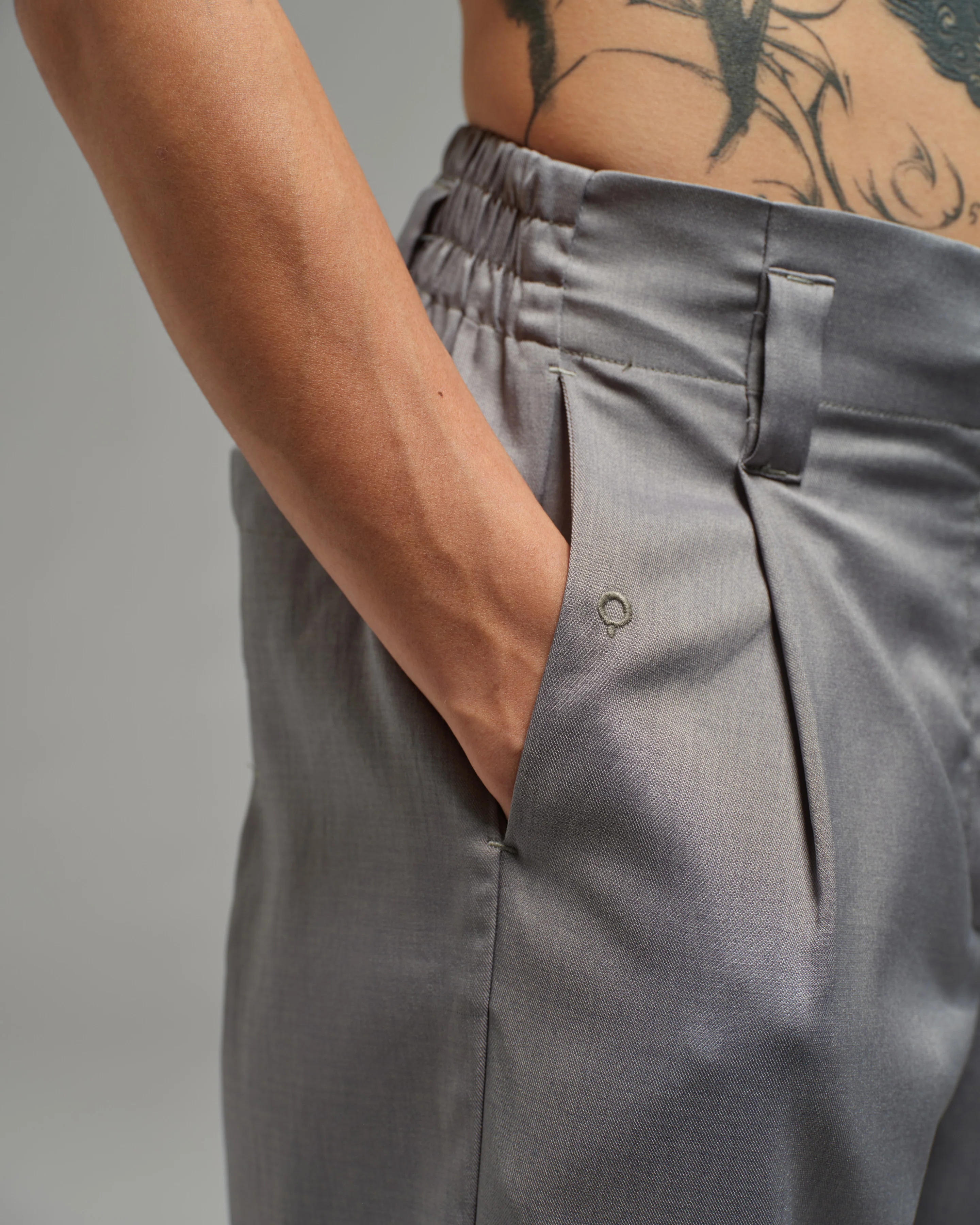 Unisex: Pleated Waist Pants (Grey) - Image 3