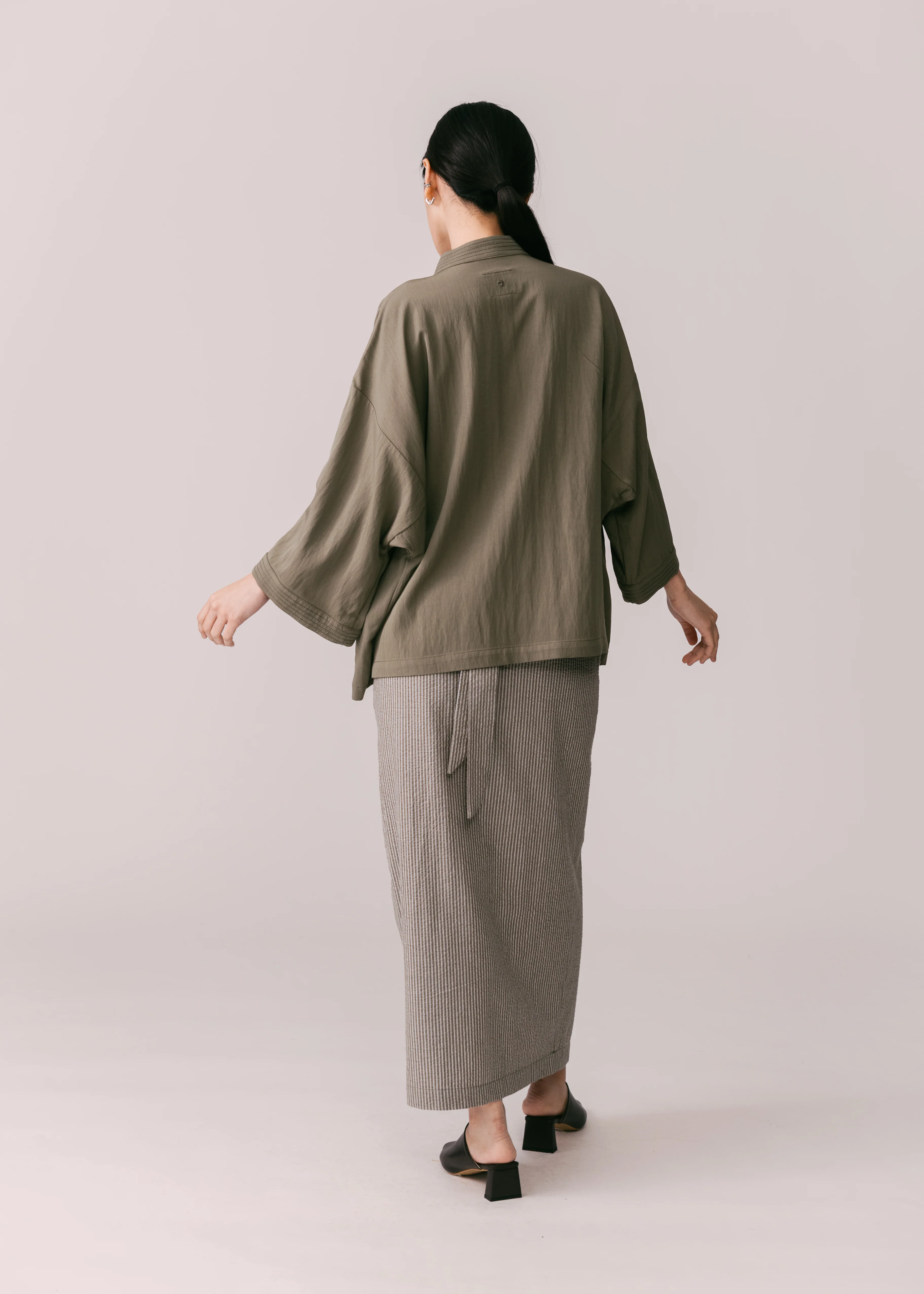 Unisex: Ria Loose Kedah Top (Olive) - Image 6
