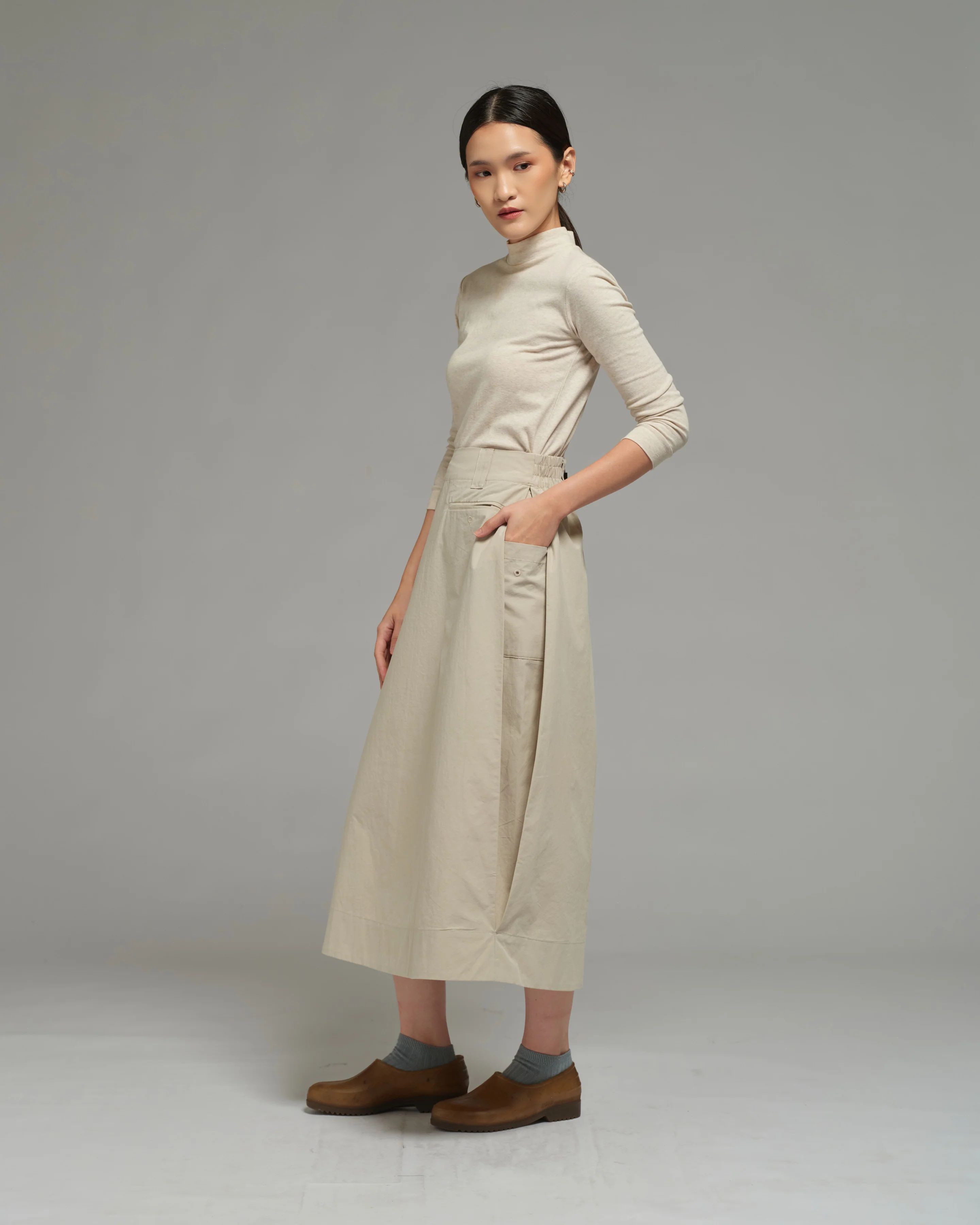 Women: Side Pleated Skirt (Beige)