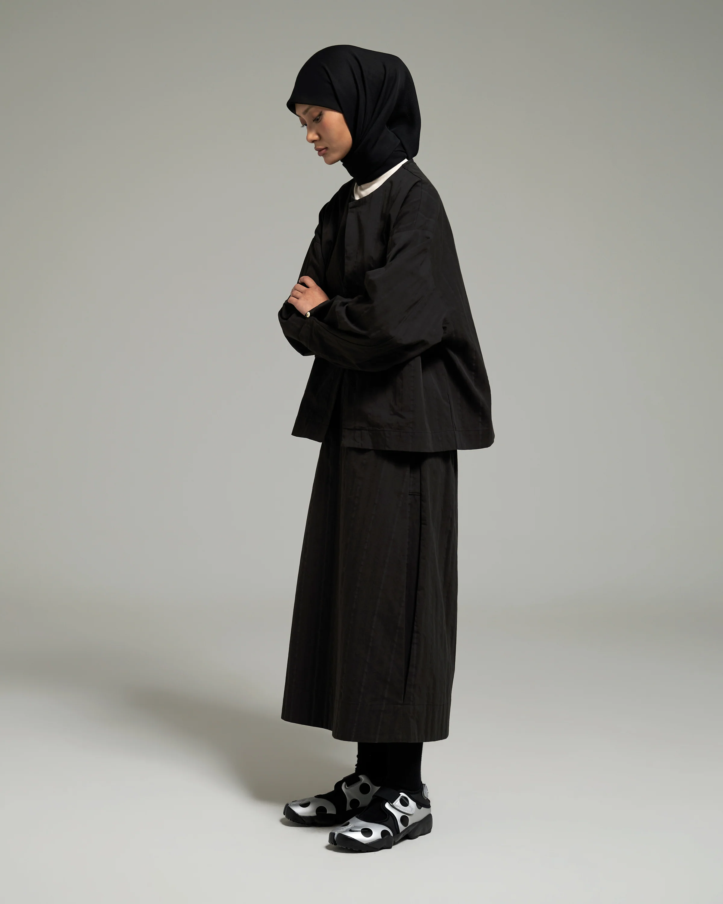 Unisex: The Cropped Jacket (Black Stripe) - Image 6