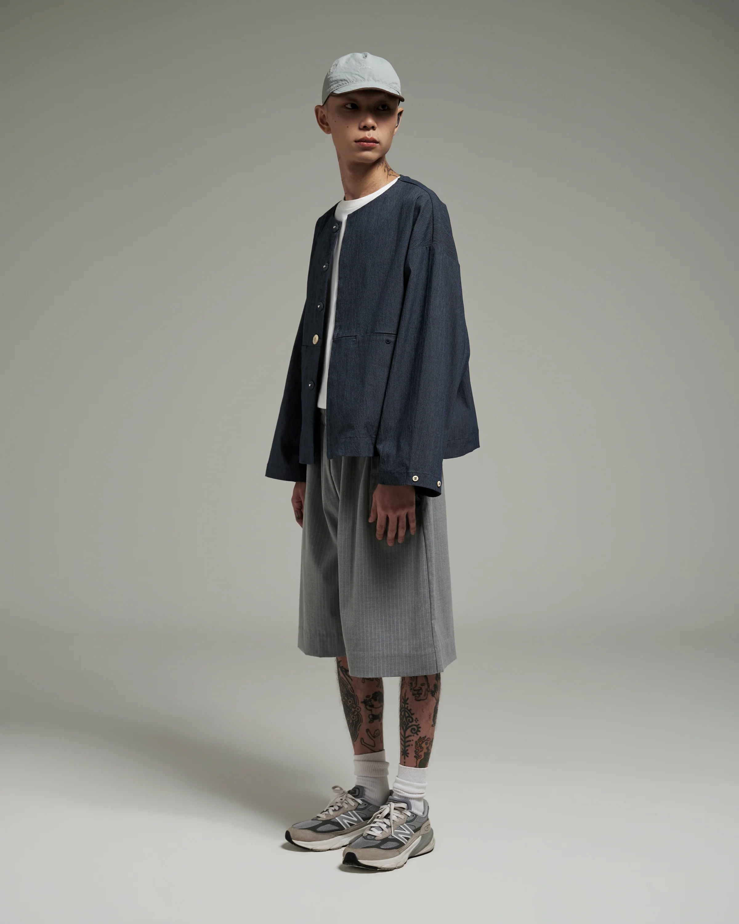 Unisex: The Cropped Jacket (Blue Denim) - Image 5