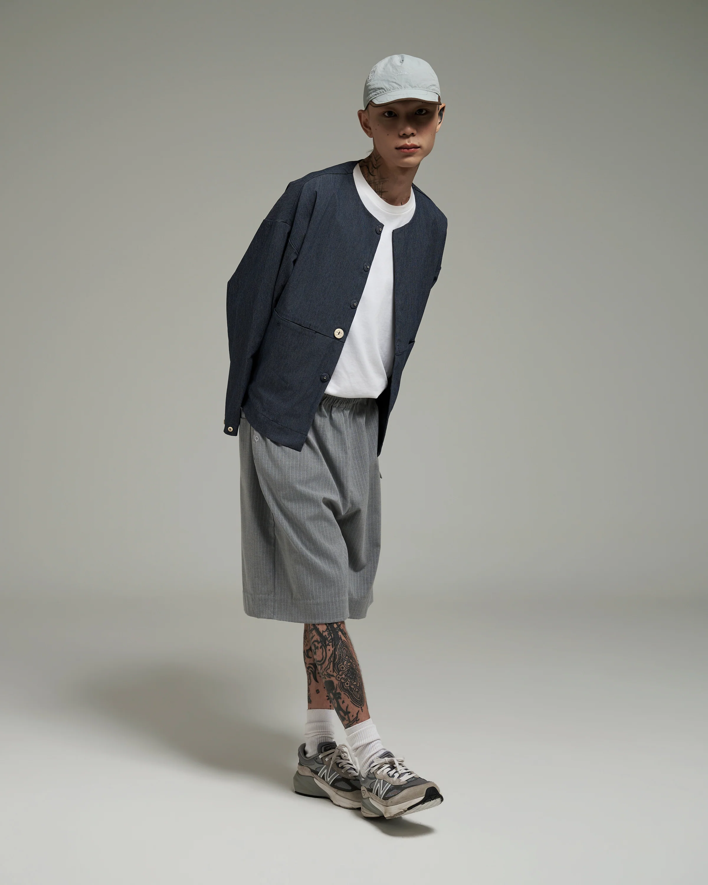 Unisex: The Cropped Jacket (Blue Denim) - Image 7