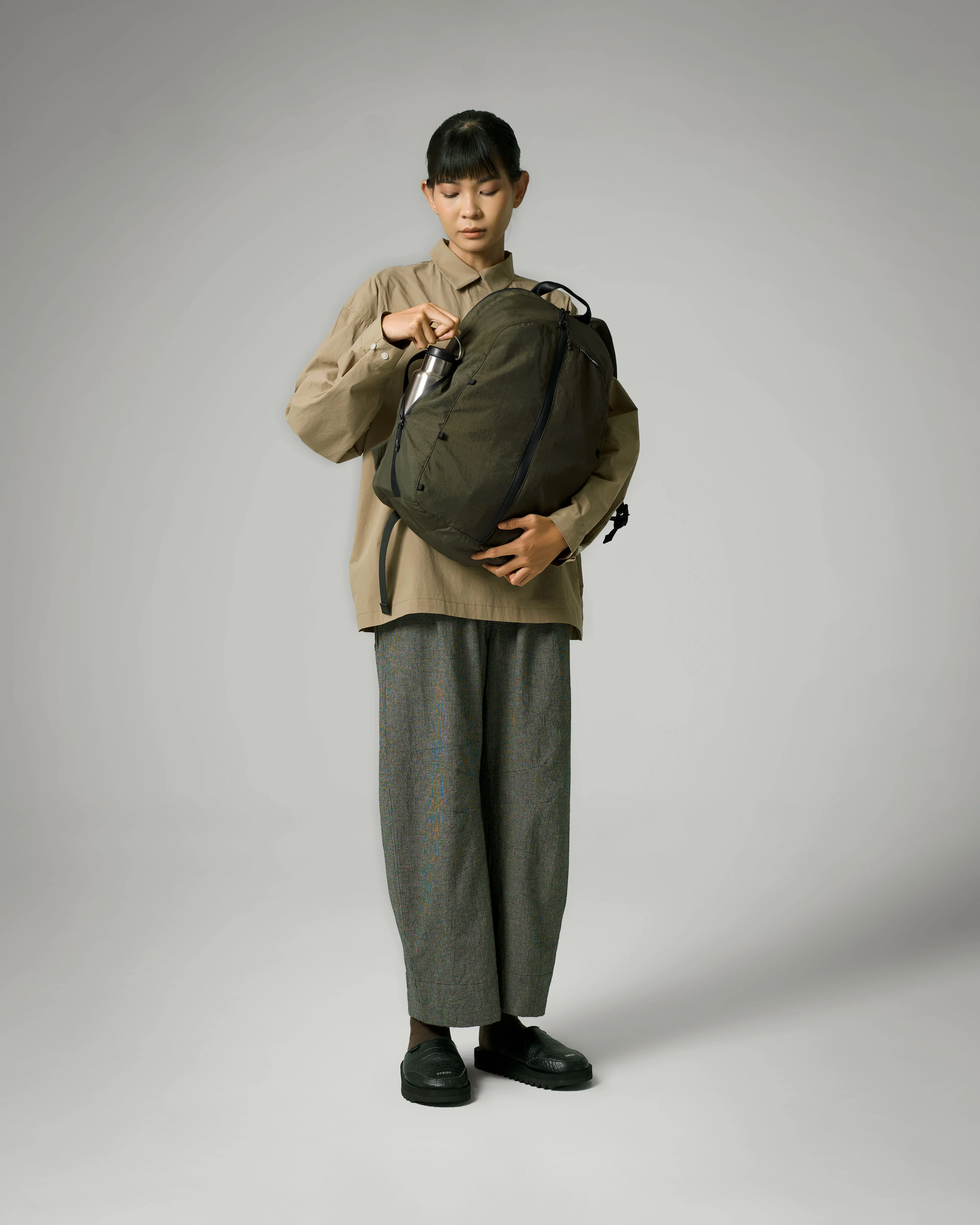 Unisex: The Fullday Backpack (Olive) - Image 8
