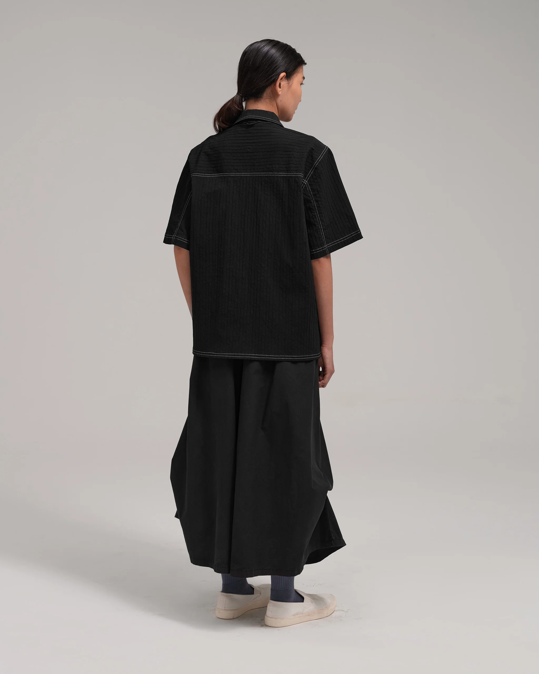 Unisex: The Shirt (Black) - Image 11