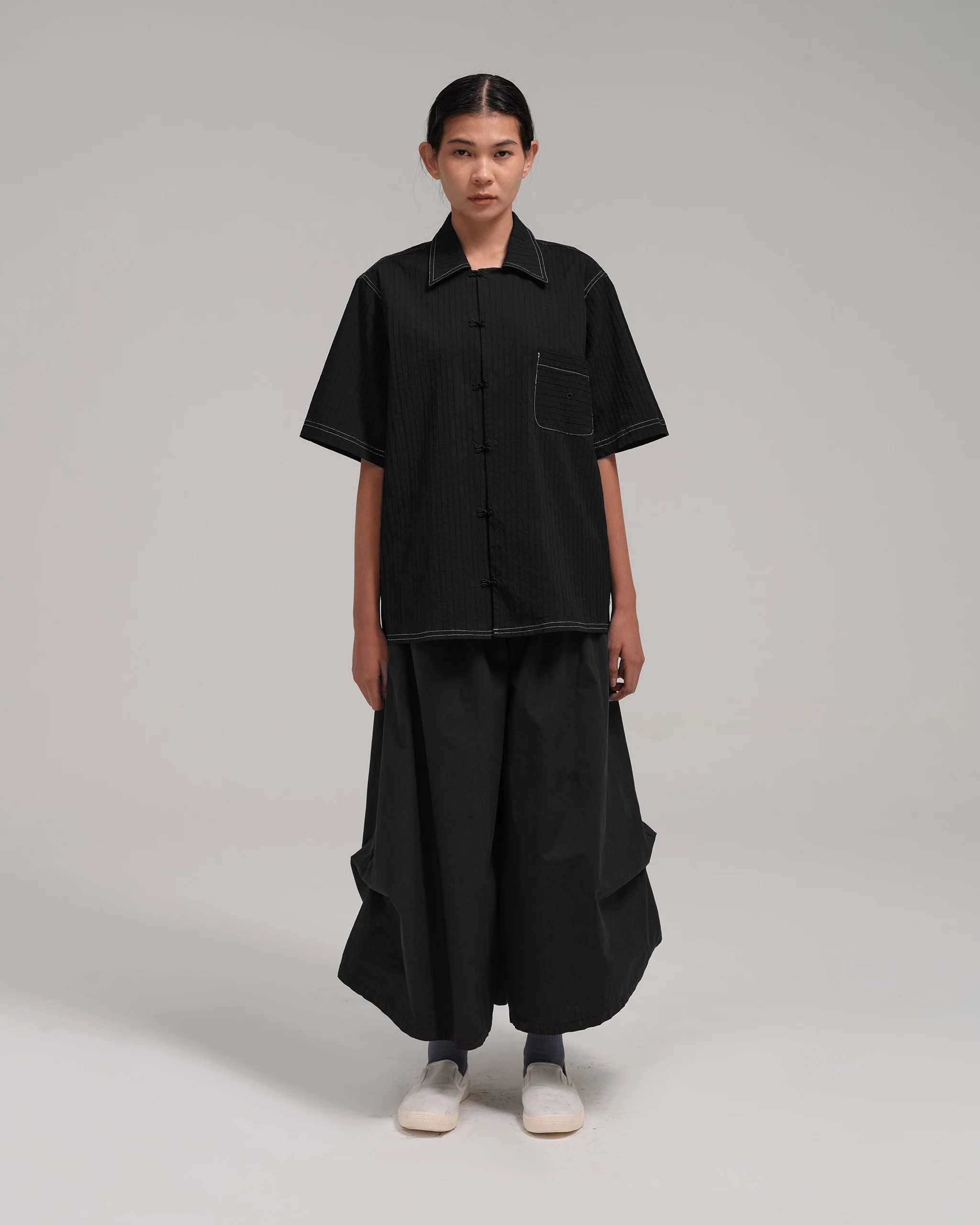 Unisex: The Shirt (Black) - Image 4