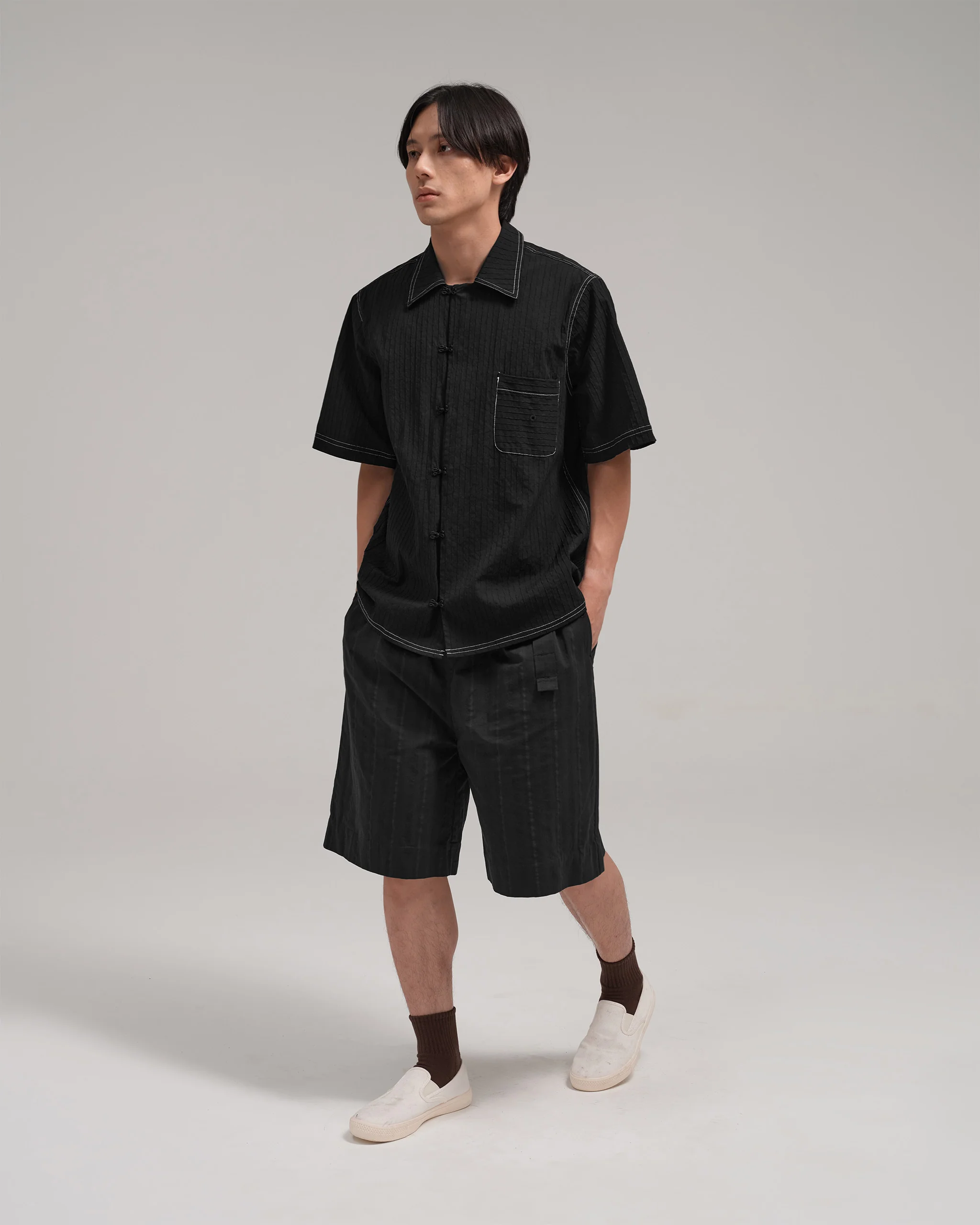 Unisex: The Shirt (Black) - Image 9