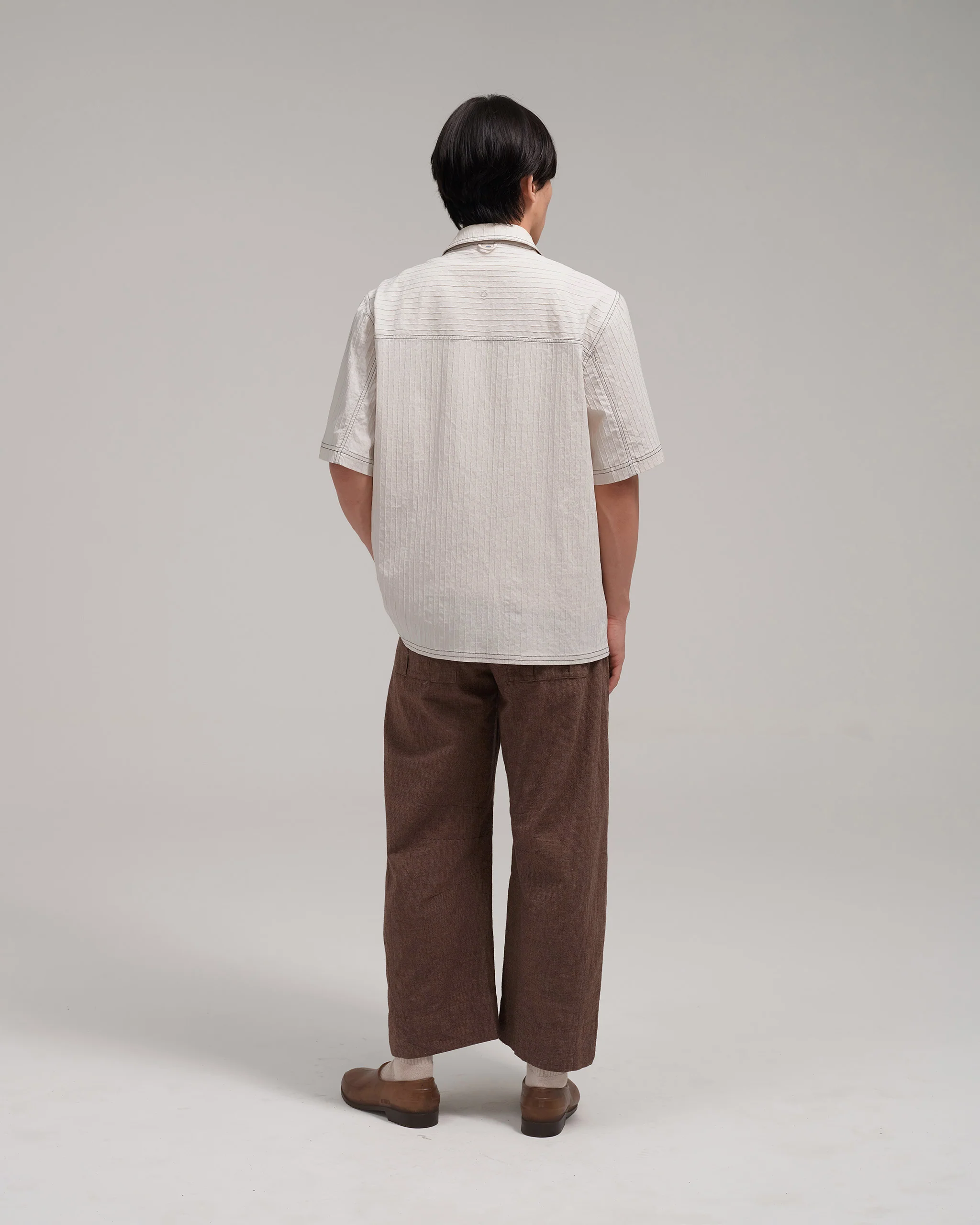 Unisex: The Shirt (Light Grey) - Image 8