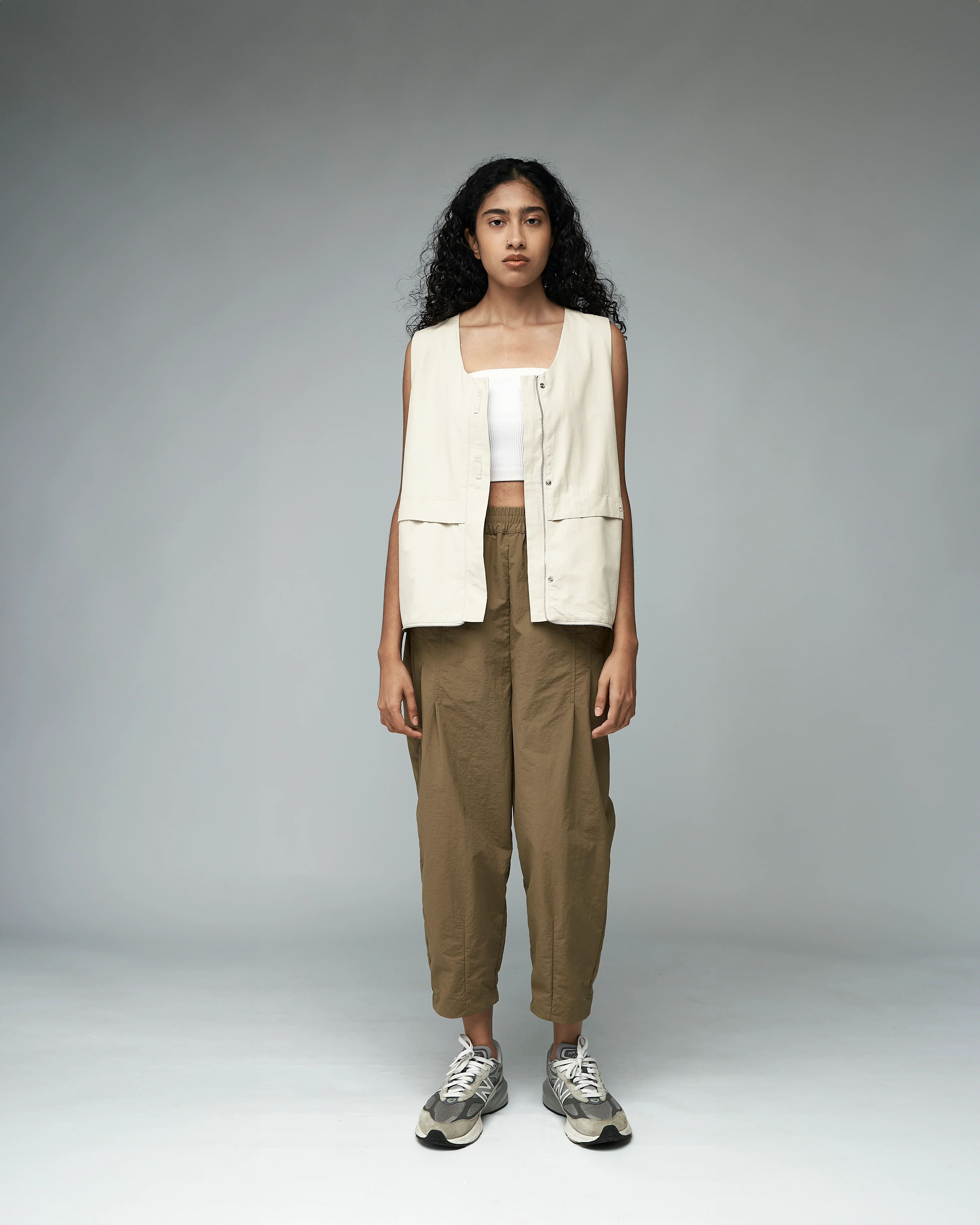 Unisex: The Utility Vest Tote (Beige) - Image 2