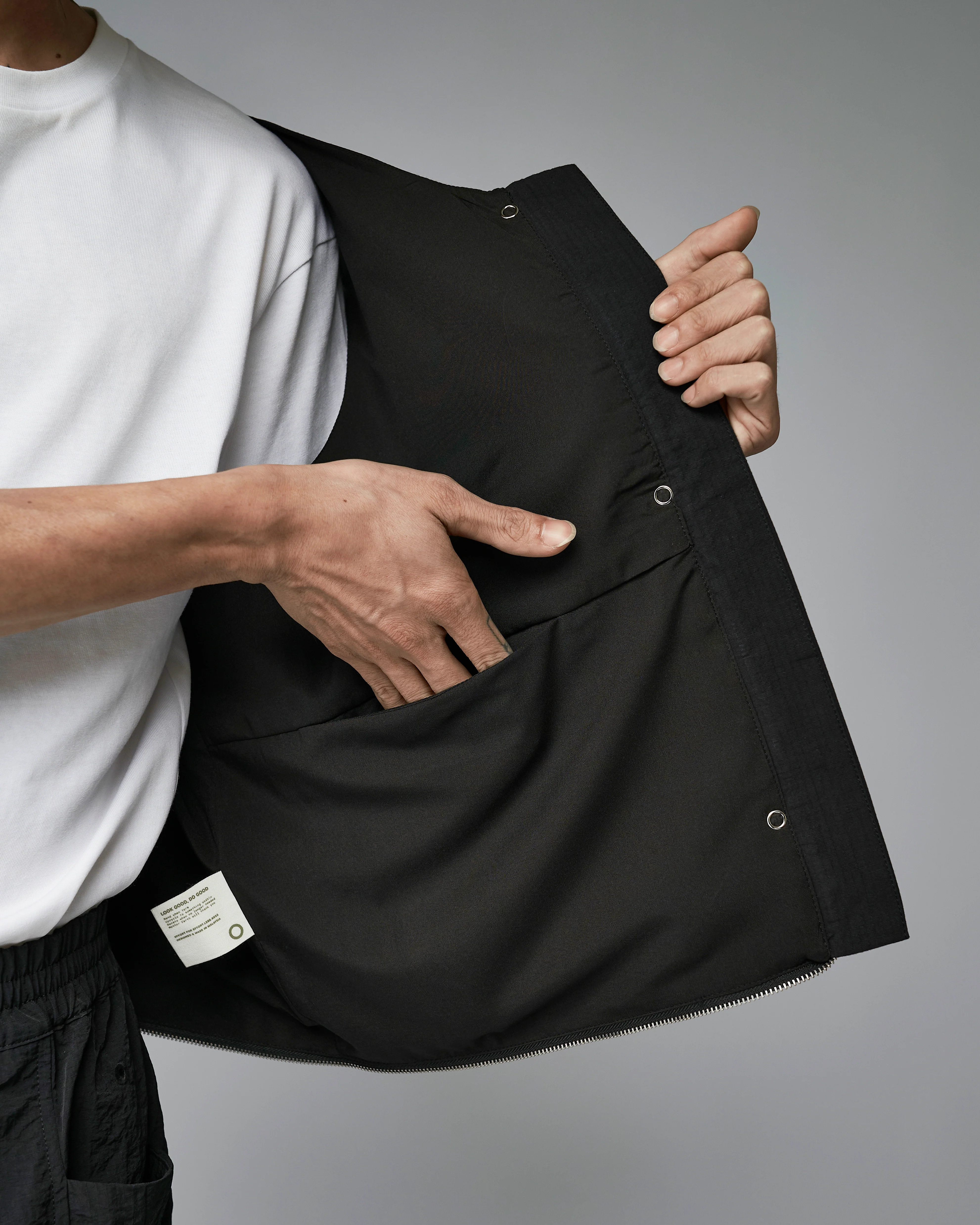 Unisex: The Utility Vest Tote (Black) - Image 10