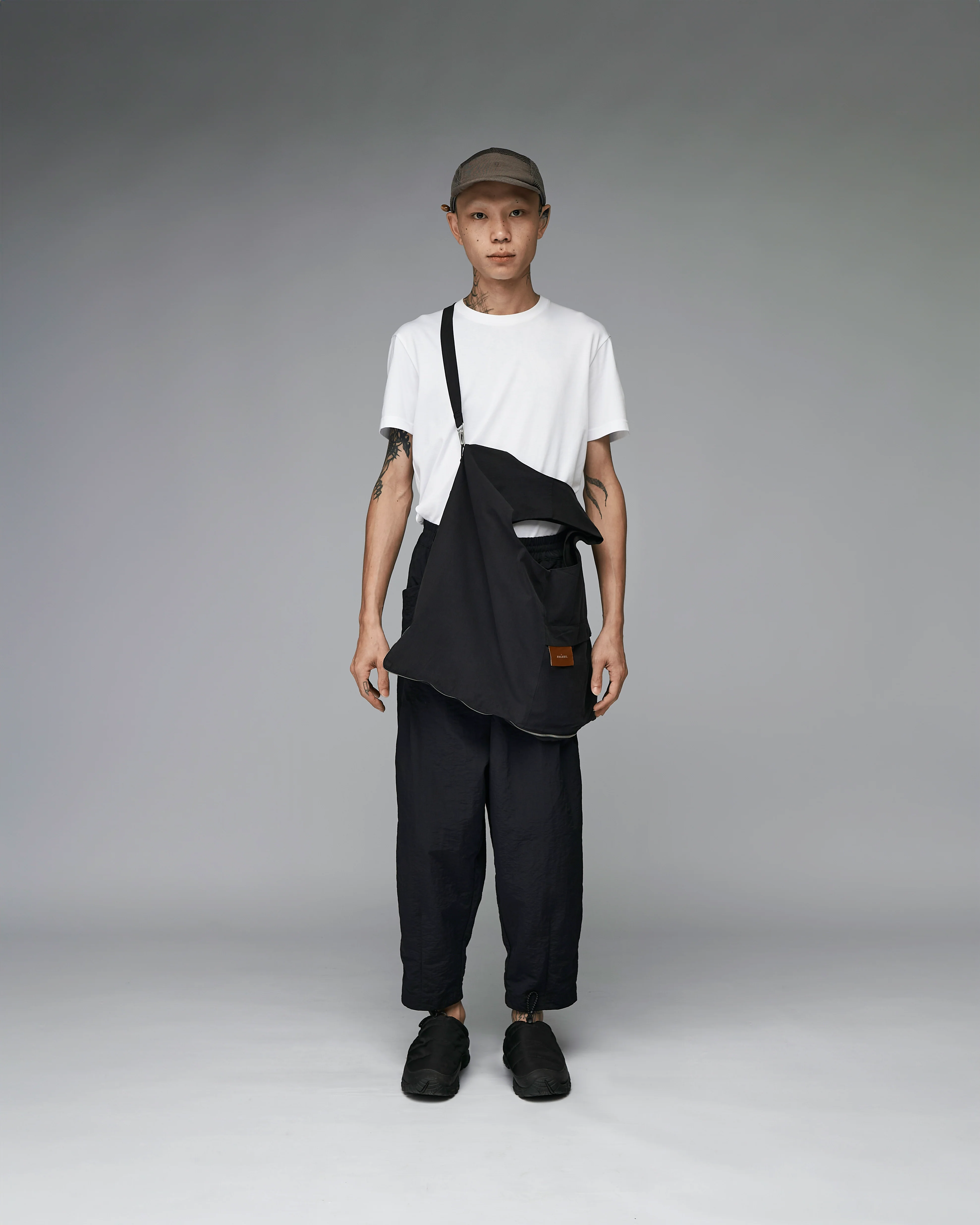 Unisex: The Utility Vest Tote (Black) - Image 2