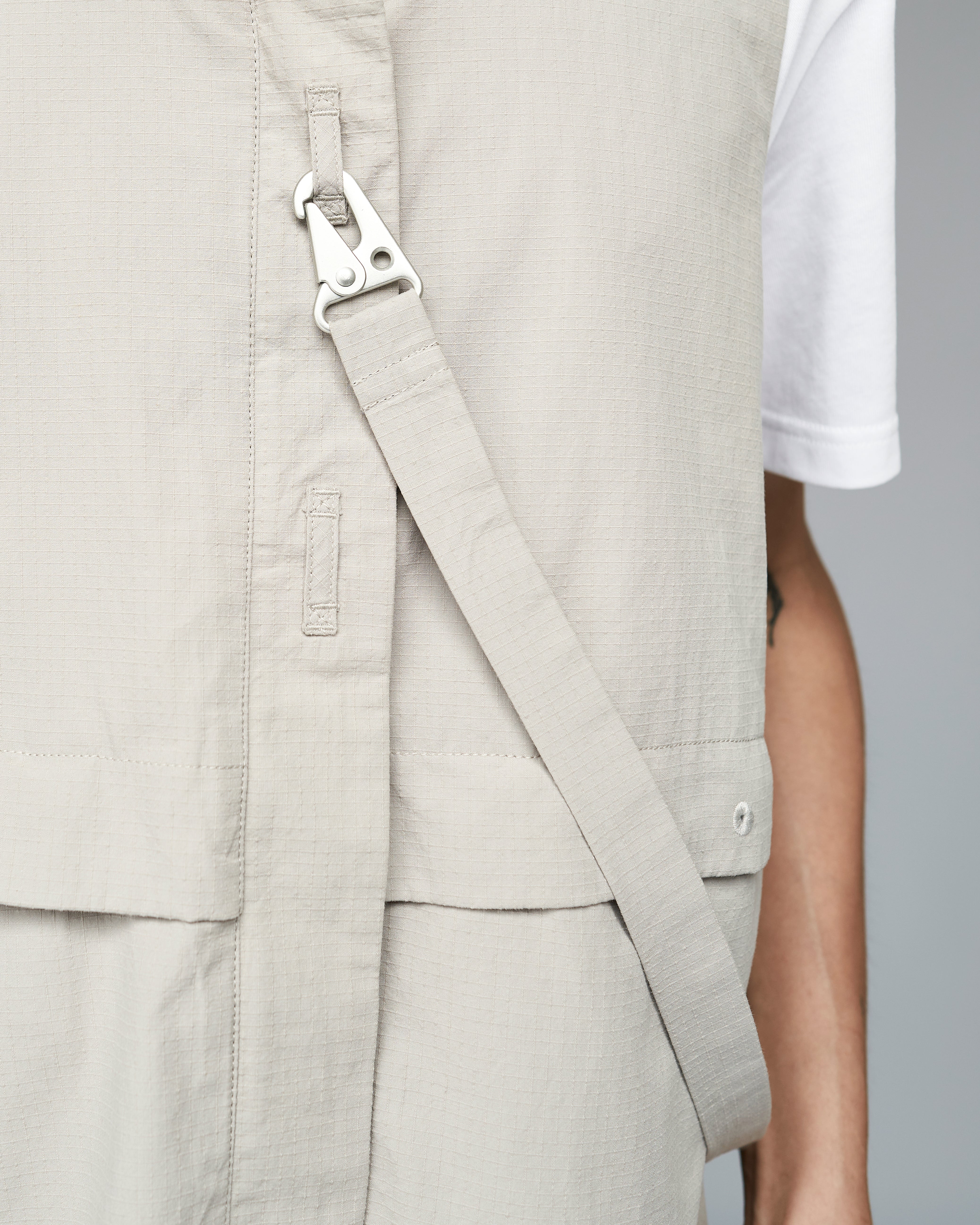Unisex: The Utility Vest Tote (Grey) - Image 3