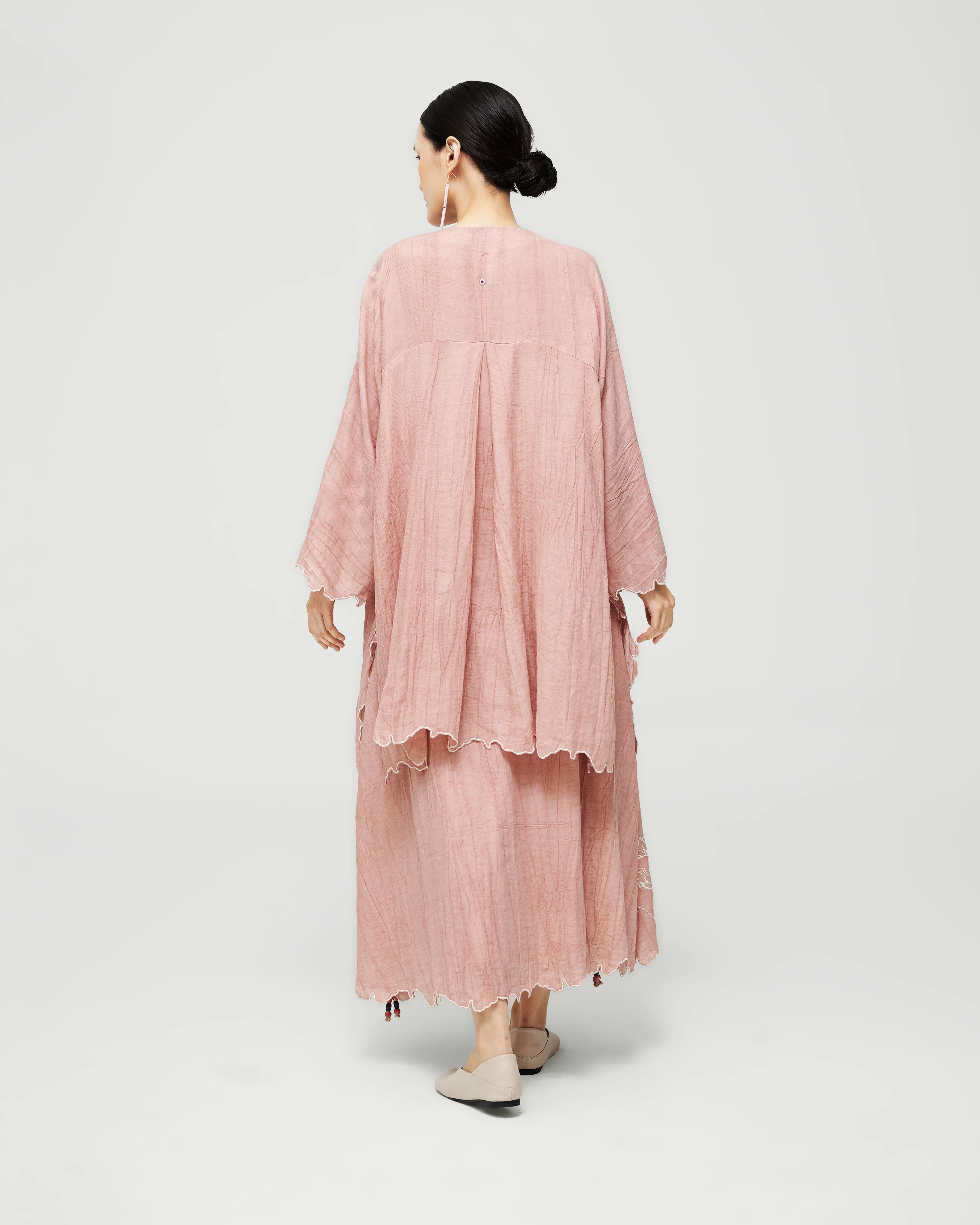 Women: Air Ikat Tepi Kurung Top (Bandung) - Image 5