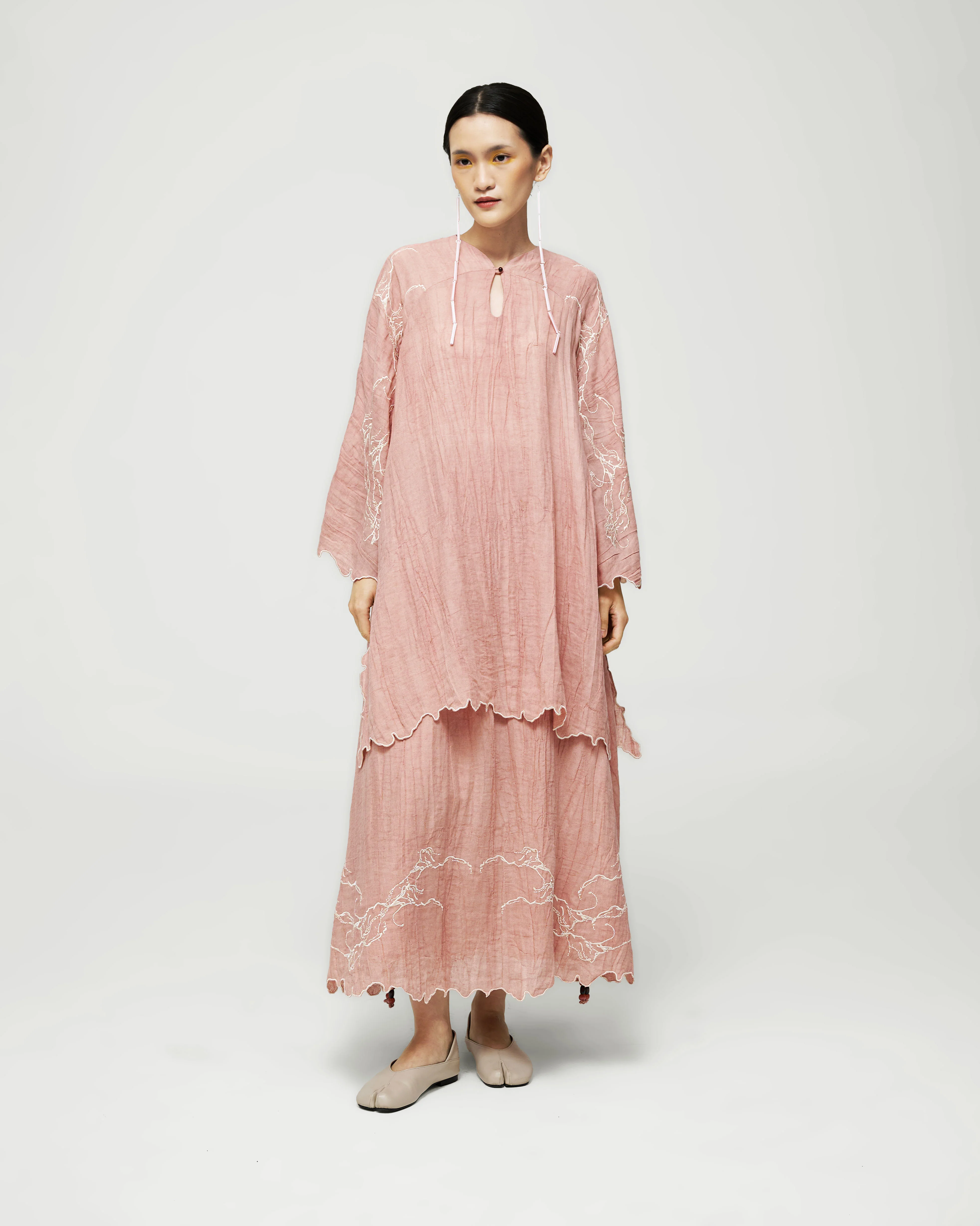 Women: Air Ikat Tepi Kurung Top (Bandung) - Image 6
