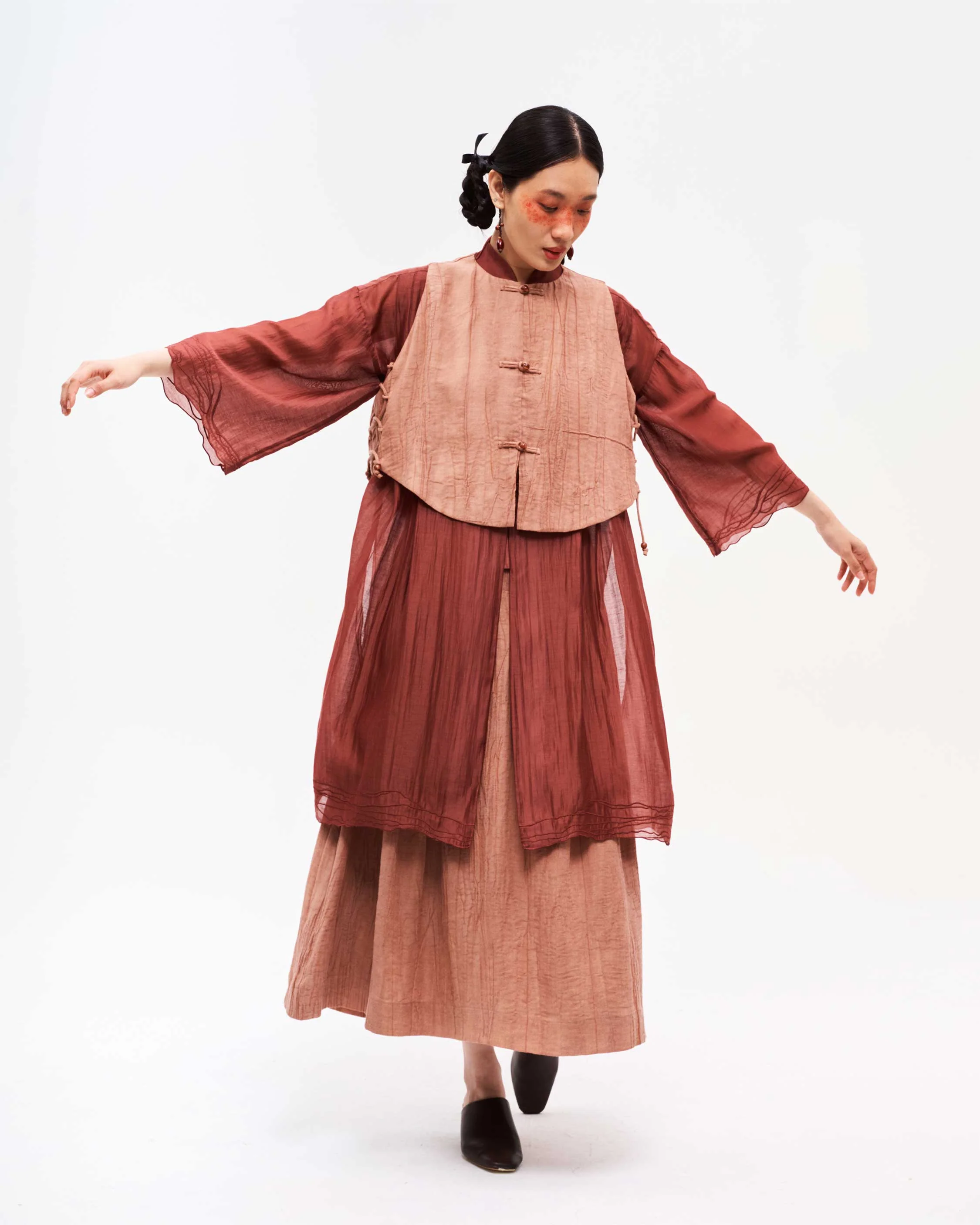 Women: Chinese Tea Top (Goji Red) - Image 12