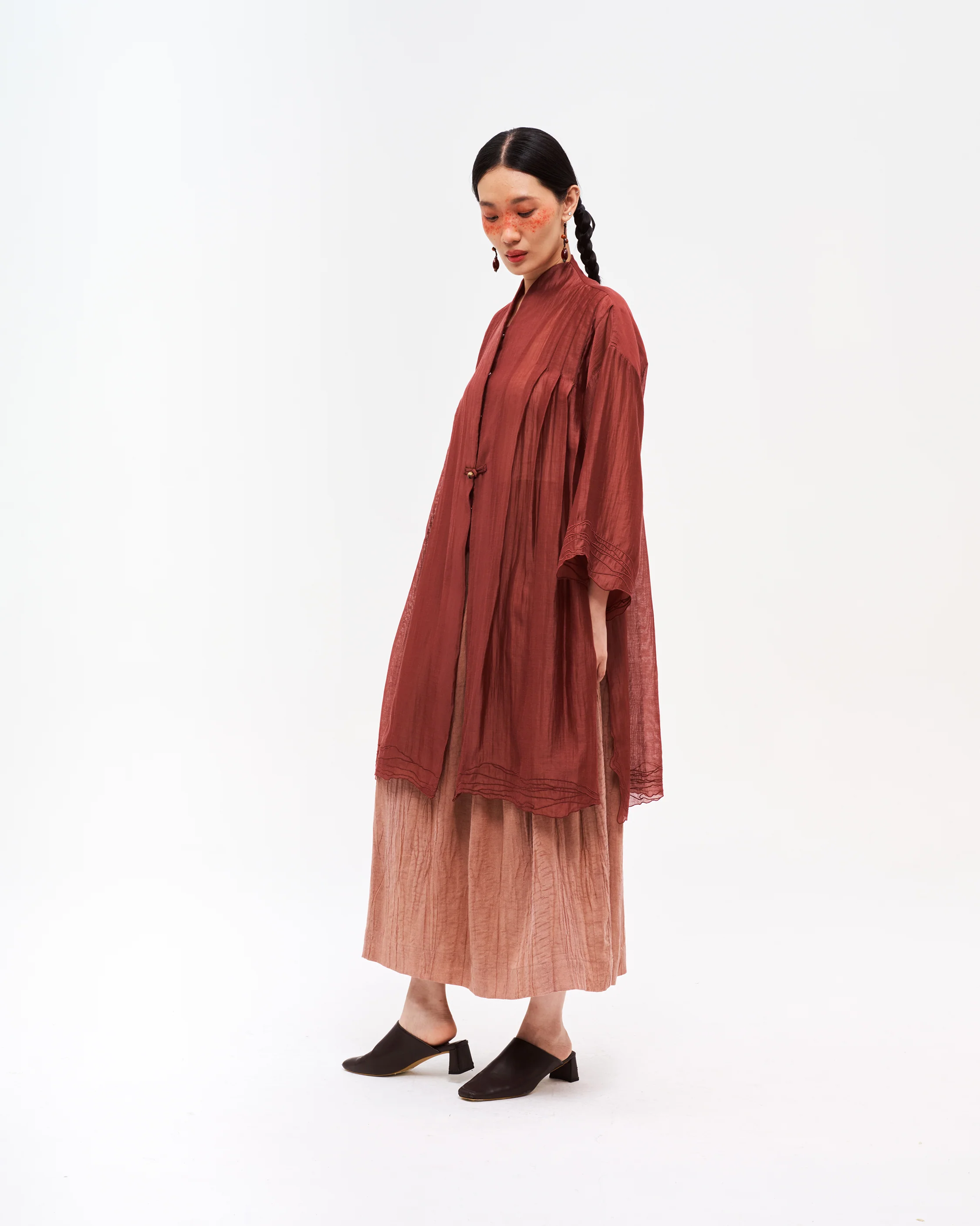 Women: Chinese Tea Top (Goji Red) - Image 5