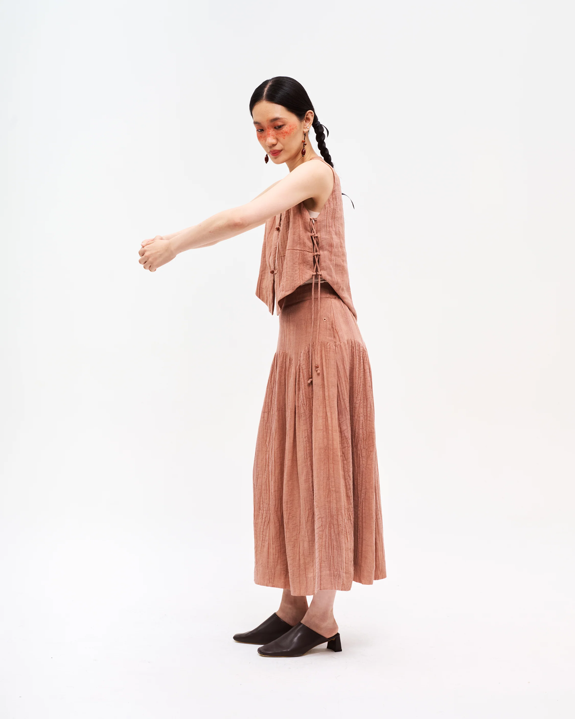 Women: Chinese Tea Vest (Goji Red) - Image 6