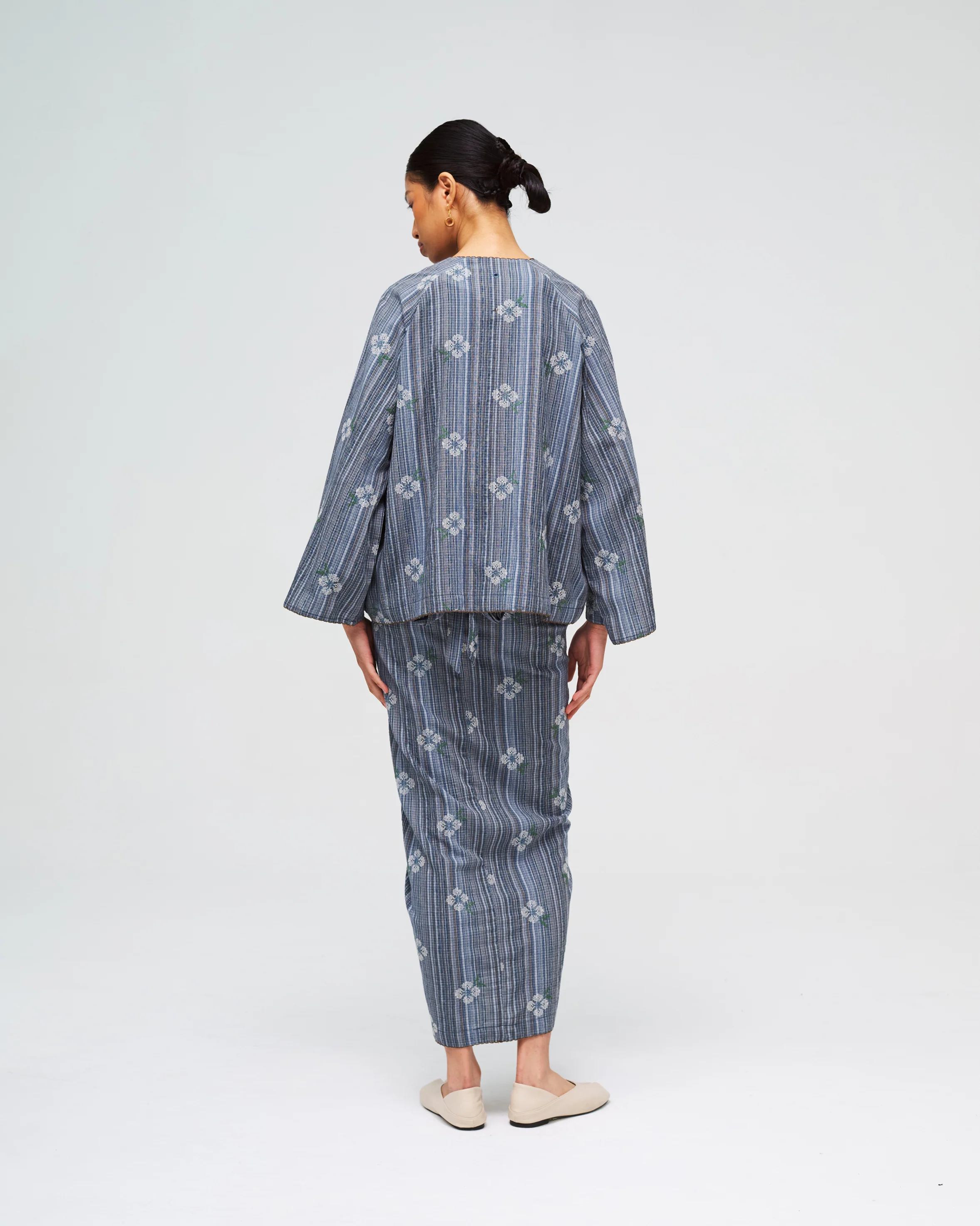 Women: Kek Lapis Kedah Top (Blueberry) - Image 5