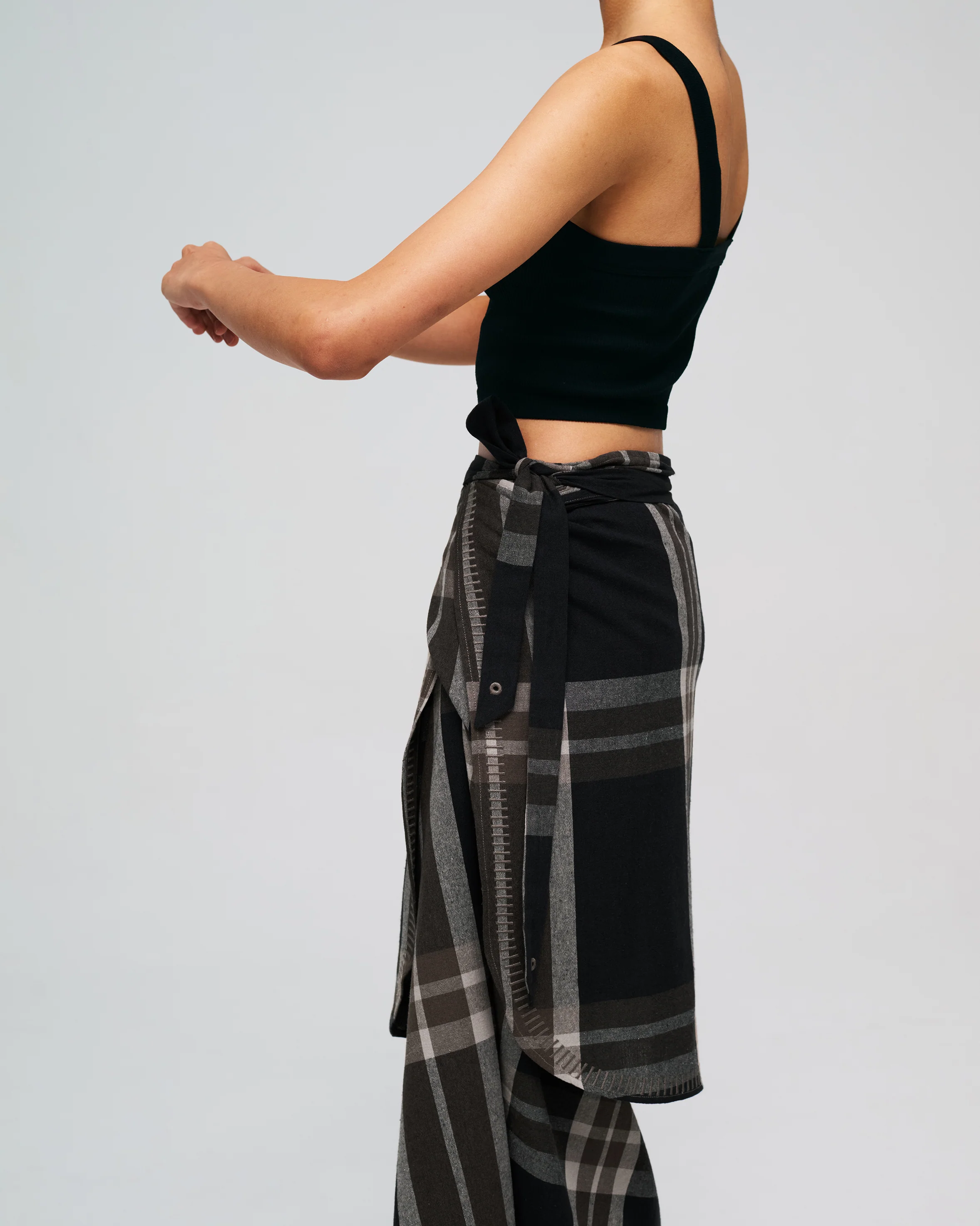 Women: Ketupat Palas Knot Skirt (Pulut Hitam) - Image 10