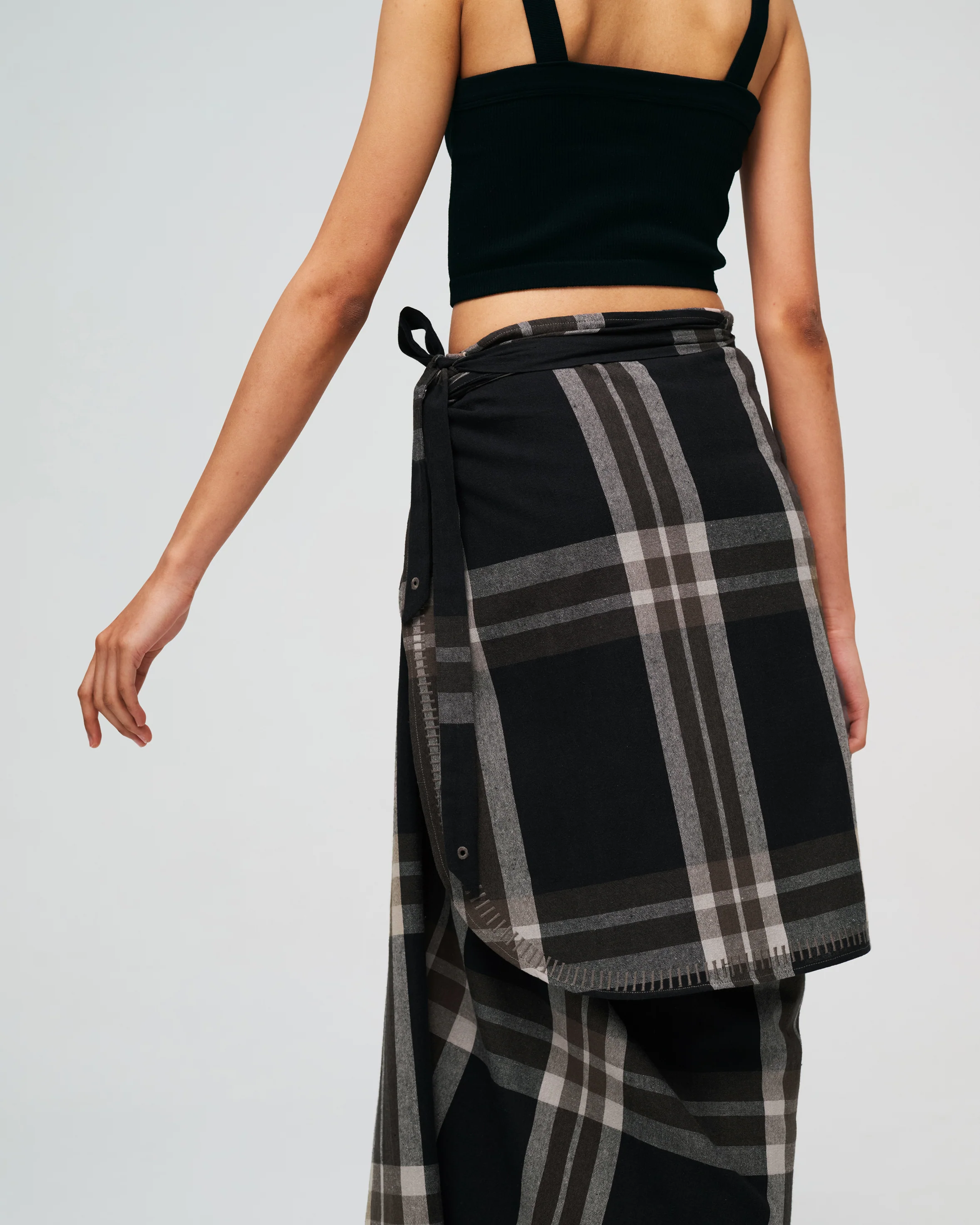Women: Ketupat Palas Knot Skirt (Pulut Hitam) - Image 3