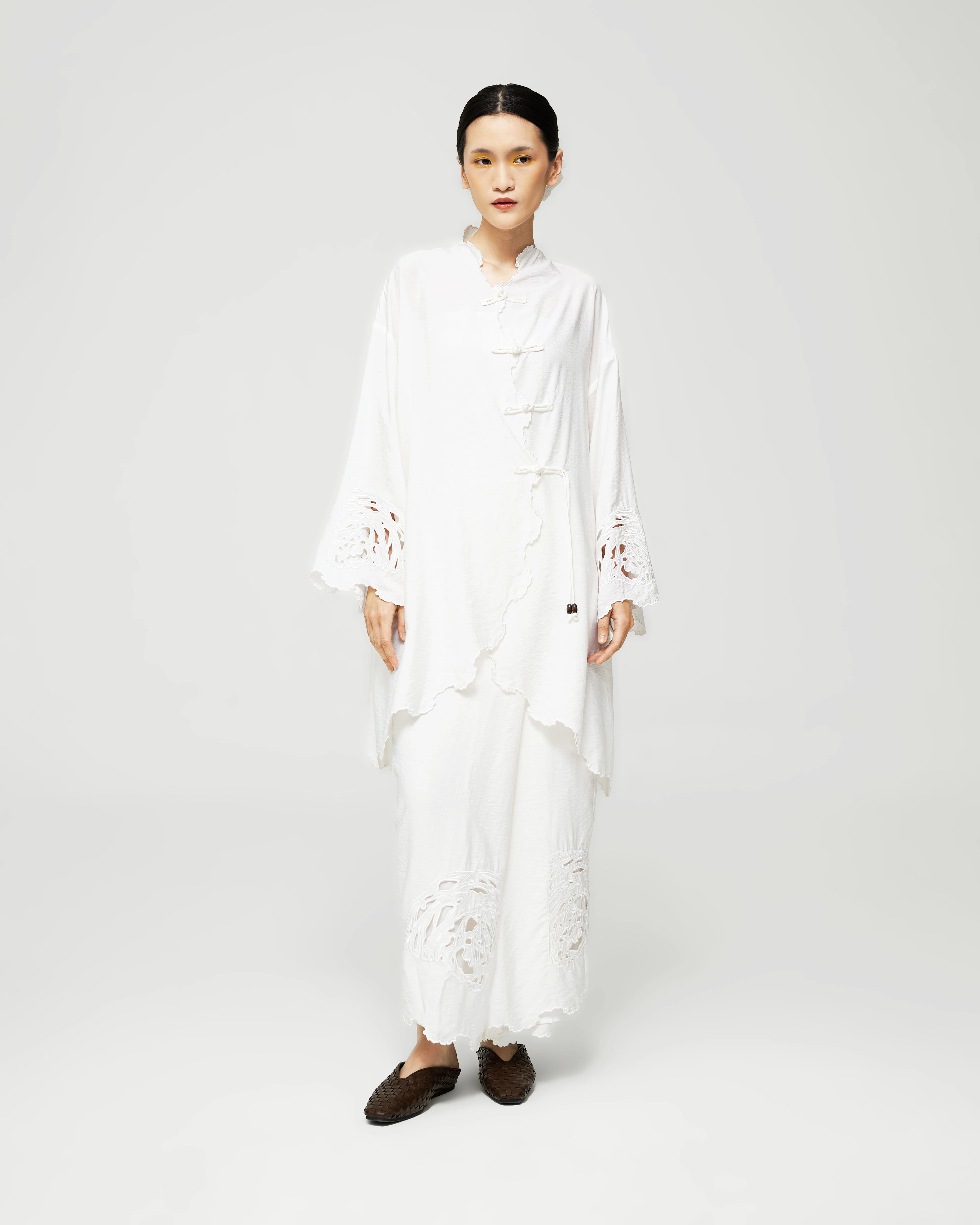 Women: Kirai Kebarung Set (Putu Mayam) - Image 9