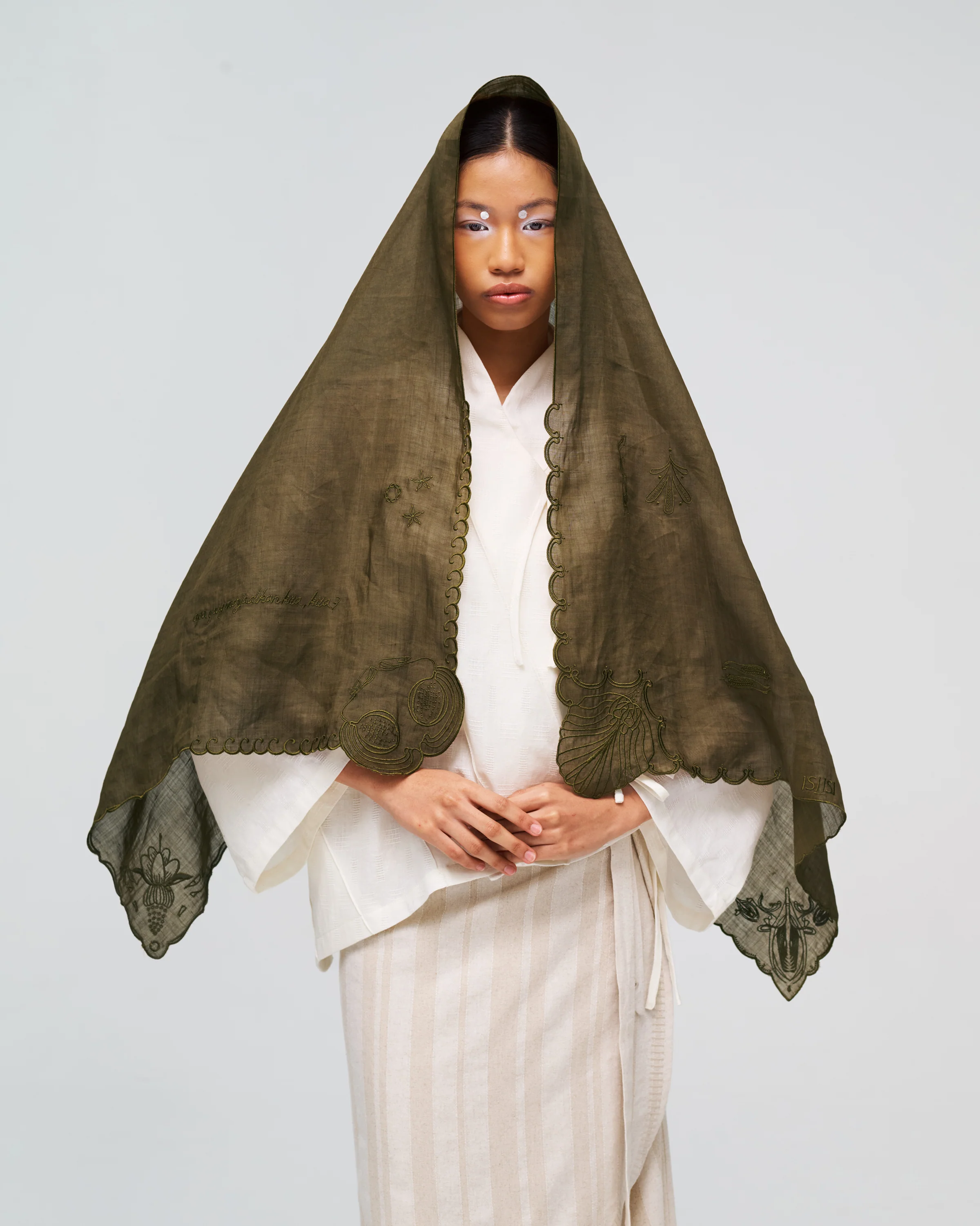 Women: Long Saprah Shawl (Daun Pisang)