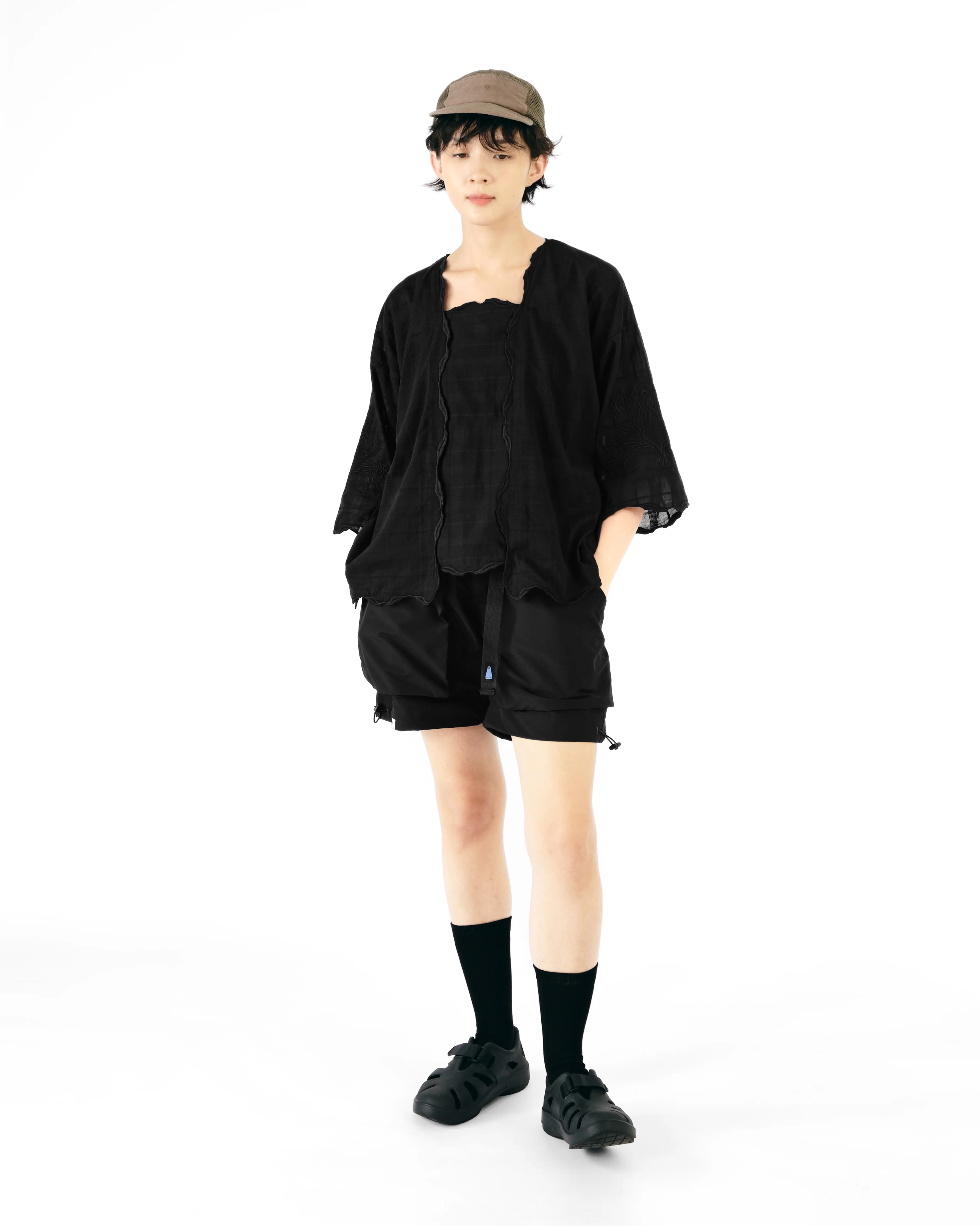 Women: Mekar Loose Kebaya (Black) - Image 3