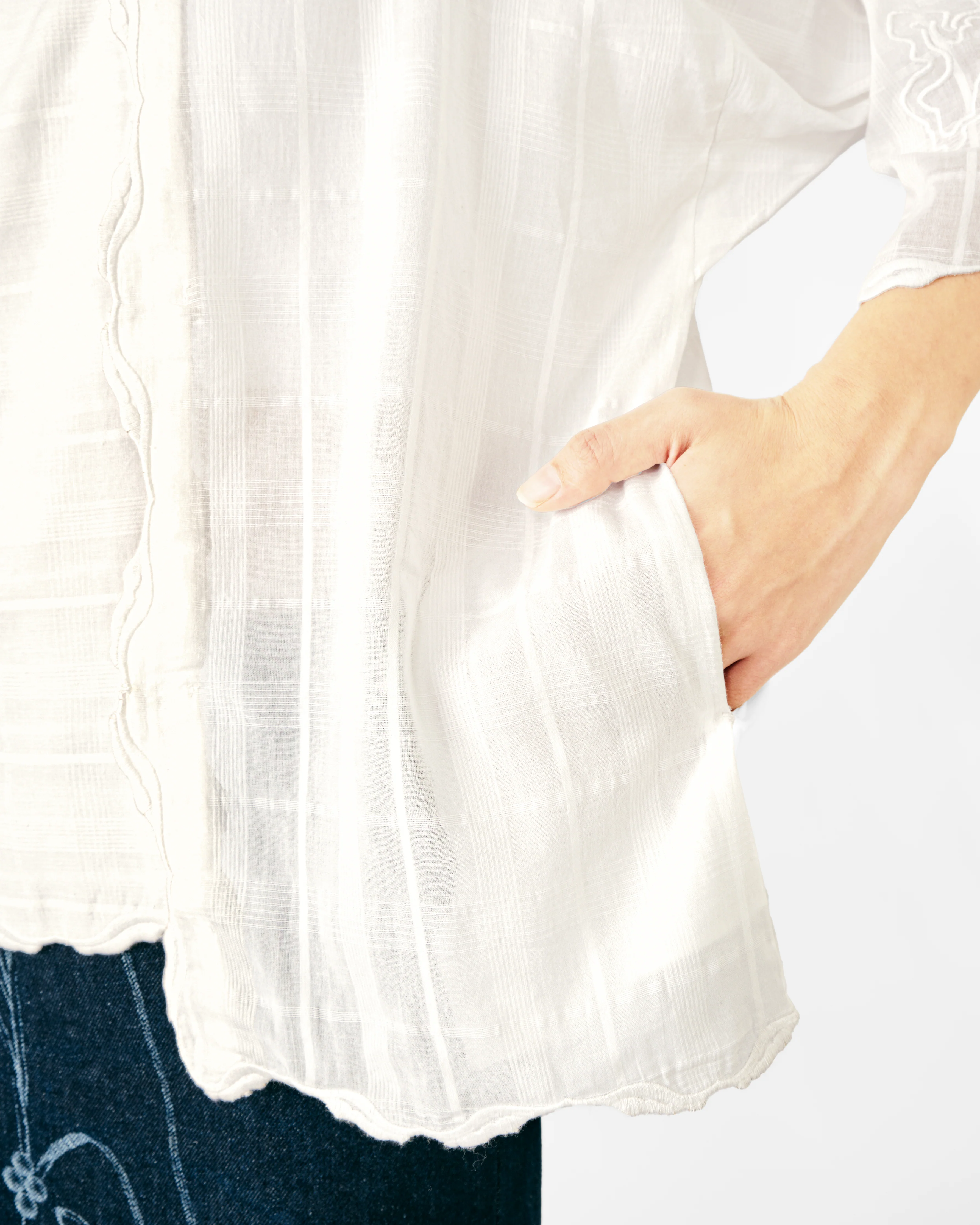 Women: Mekar Loose Kebaya (Off White) - Image 7