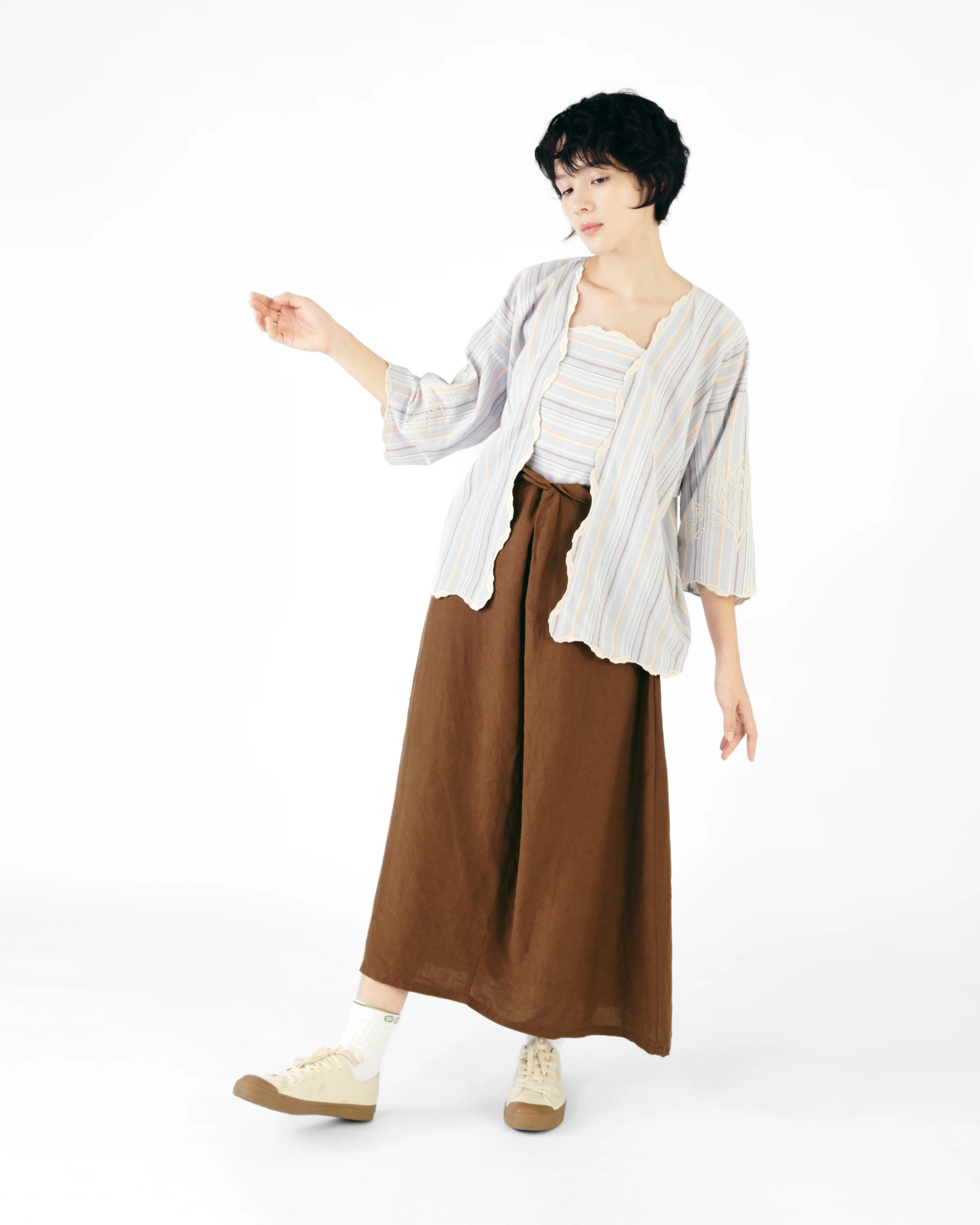 Women: Mekar Loose Kebaya (Blue Stripe) - Image 4