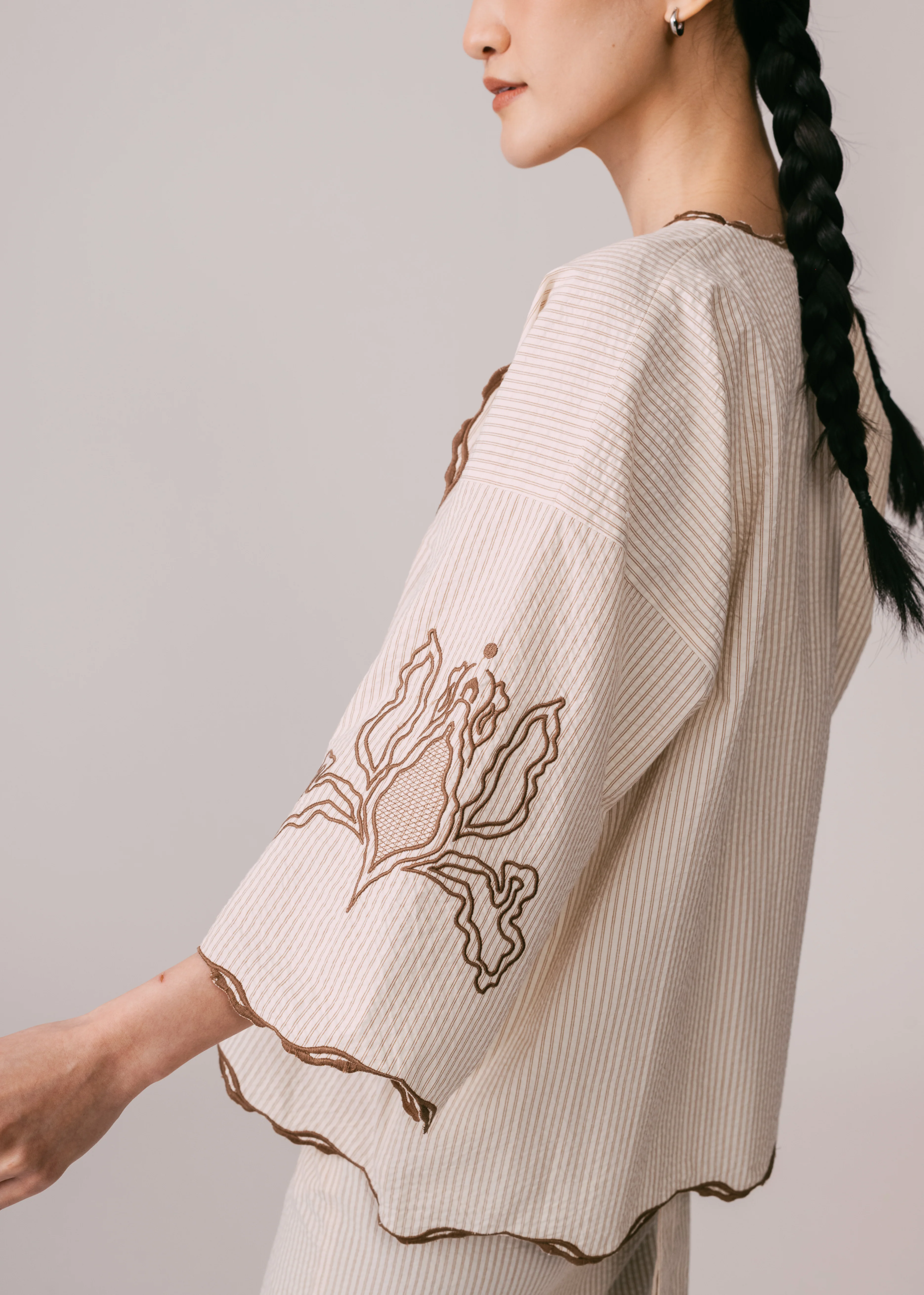 Women: Mekar Loose Kebaya (Brown Stripe) - Image 3