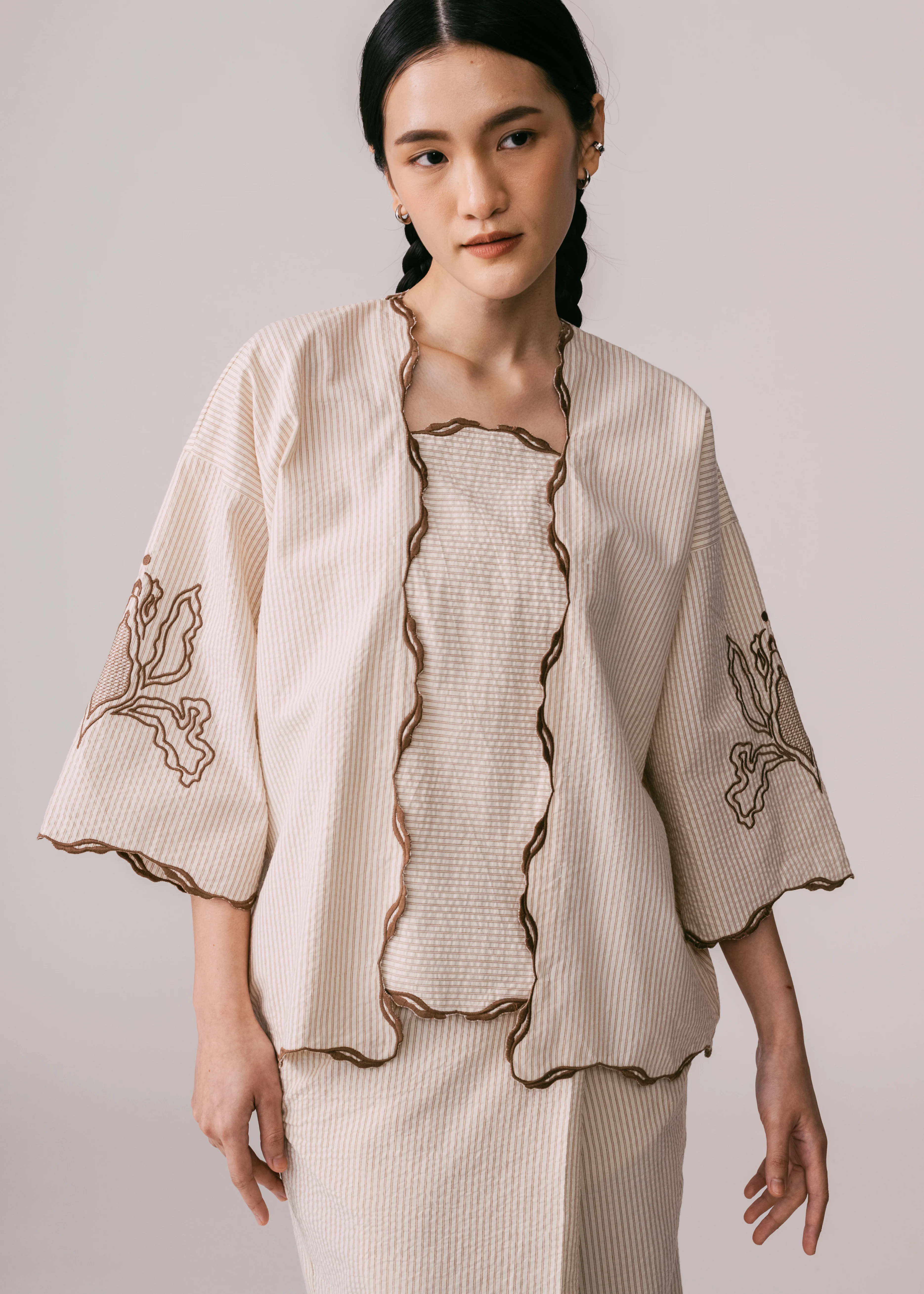 Women: Mekar Loose Kebaya (Brown Stripe) - Image 7