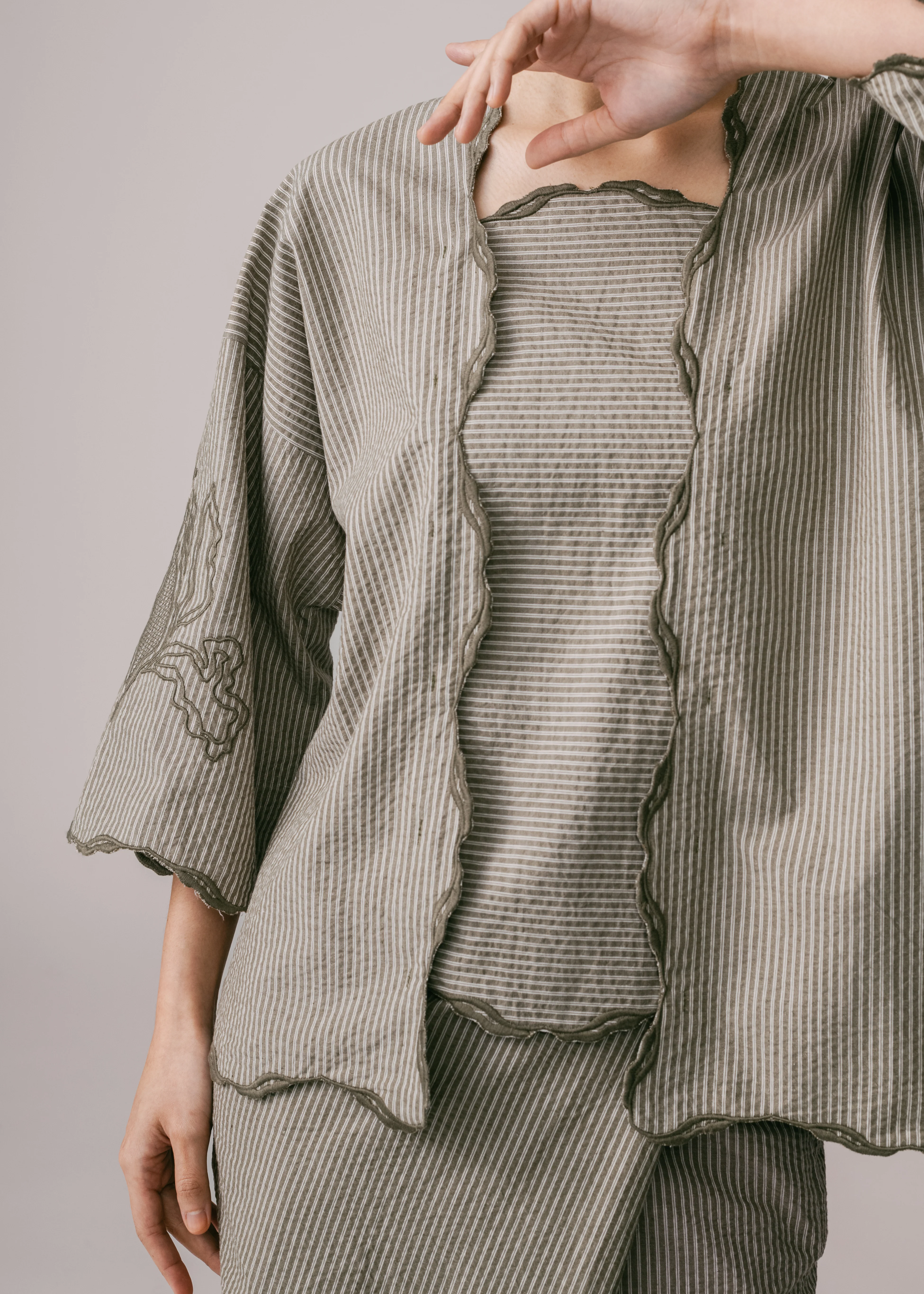 Women: Mekar Loose Kebaya (Olive Stripe) - Image 6
