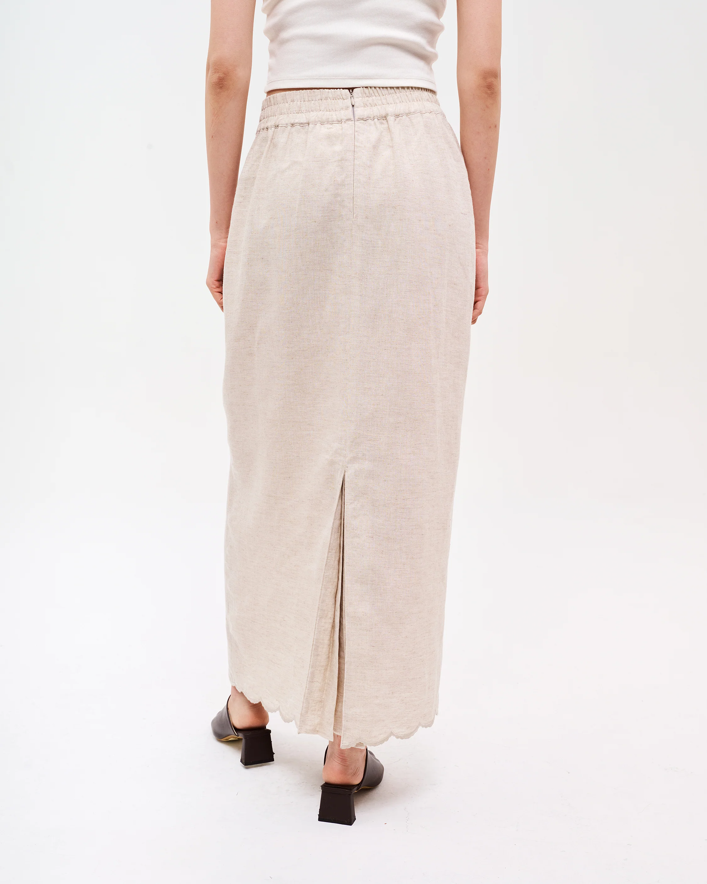 Women: Mooncake Pencil Skirt (Lotus Seed) - Image 9