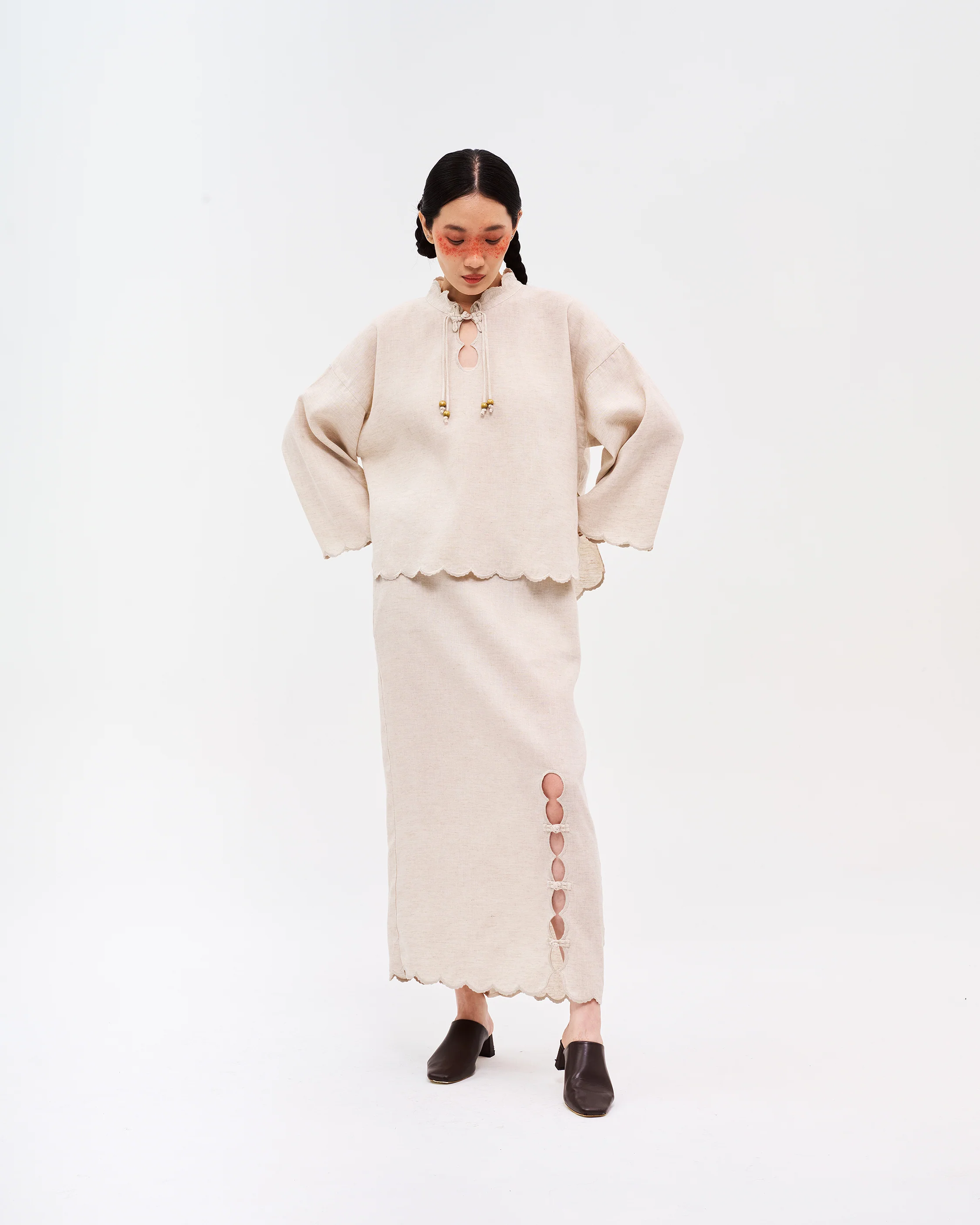 Women: Mooncake Top (Lotus Seed) - Image 3