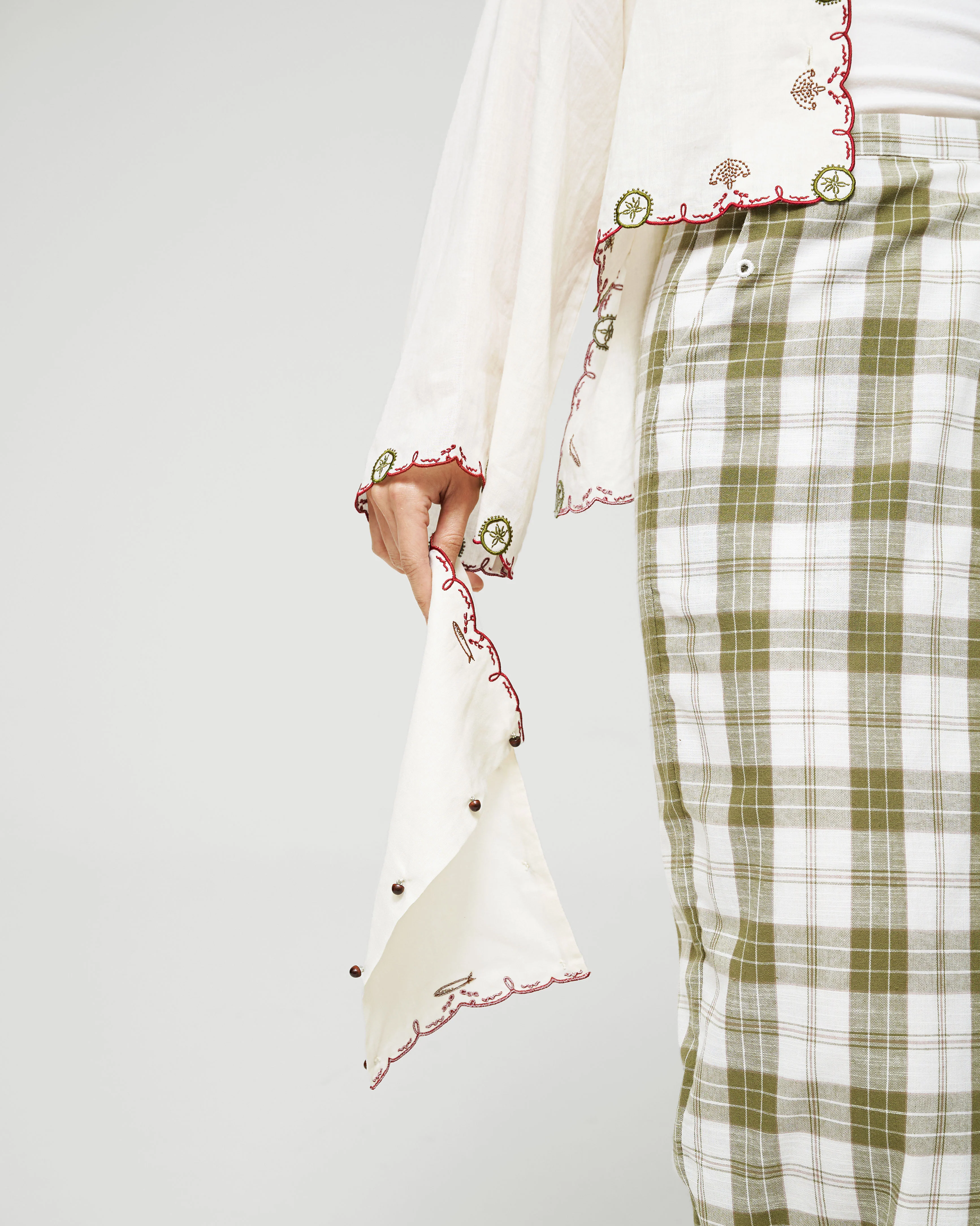Women: Nasi Bungkus Kebaya Top (Nasi Lemak) - Image 10