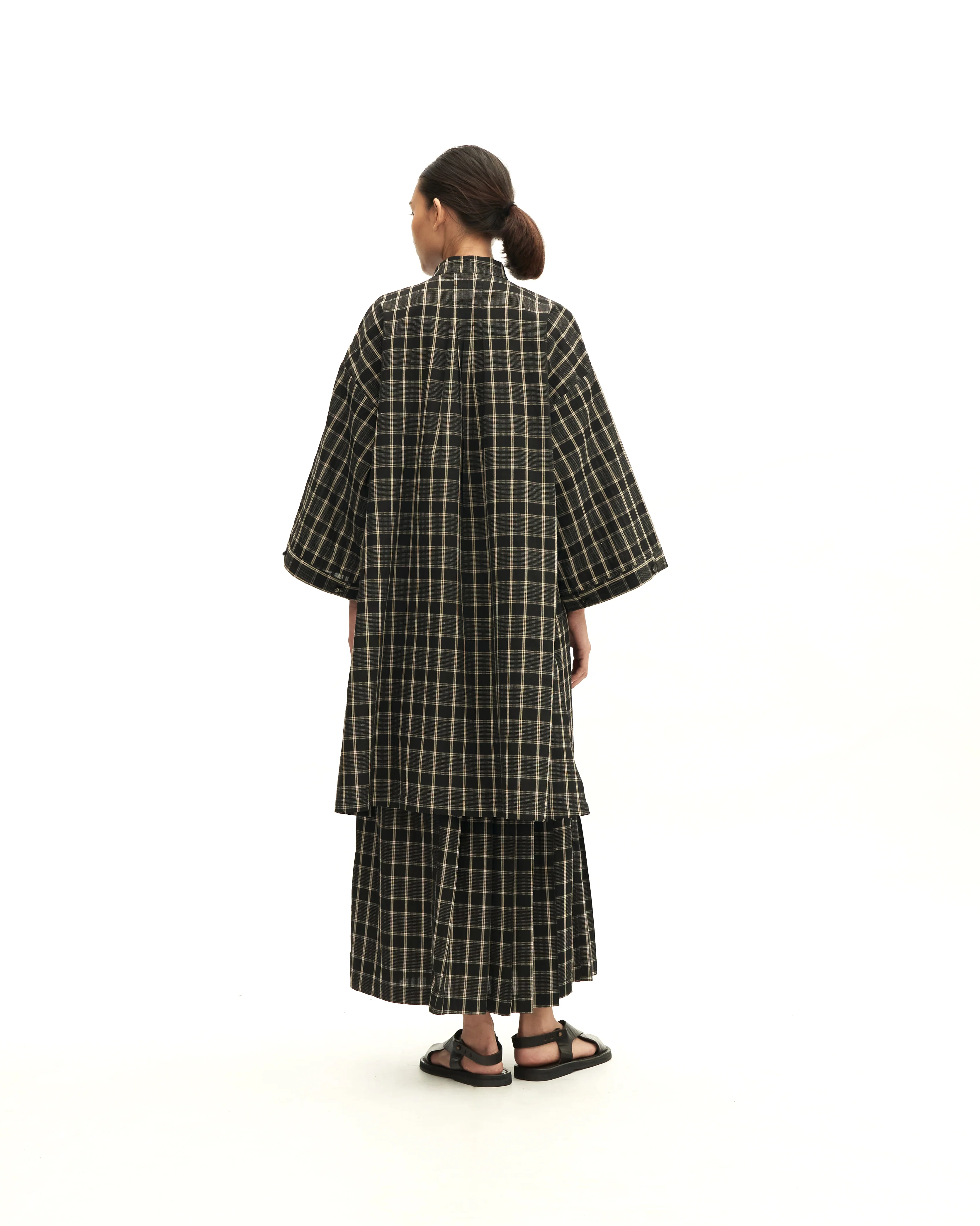 Women: Rasa Loose Kurung Top (Black Checks) - Image 5
