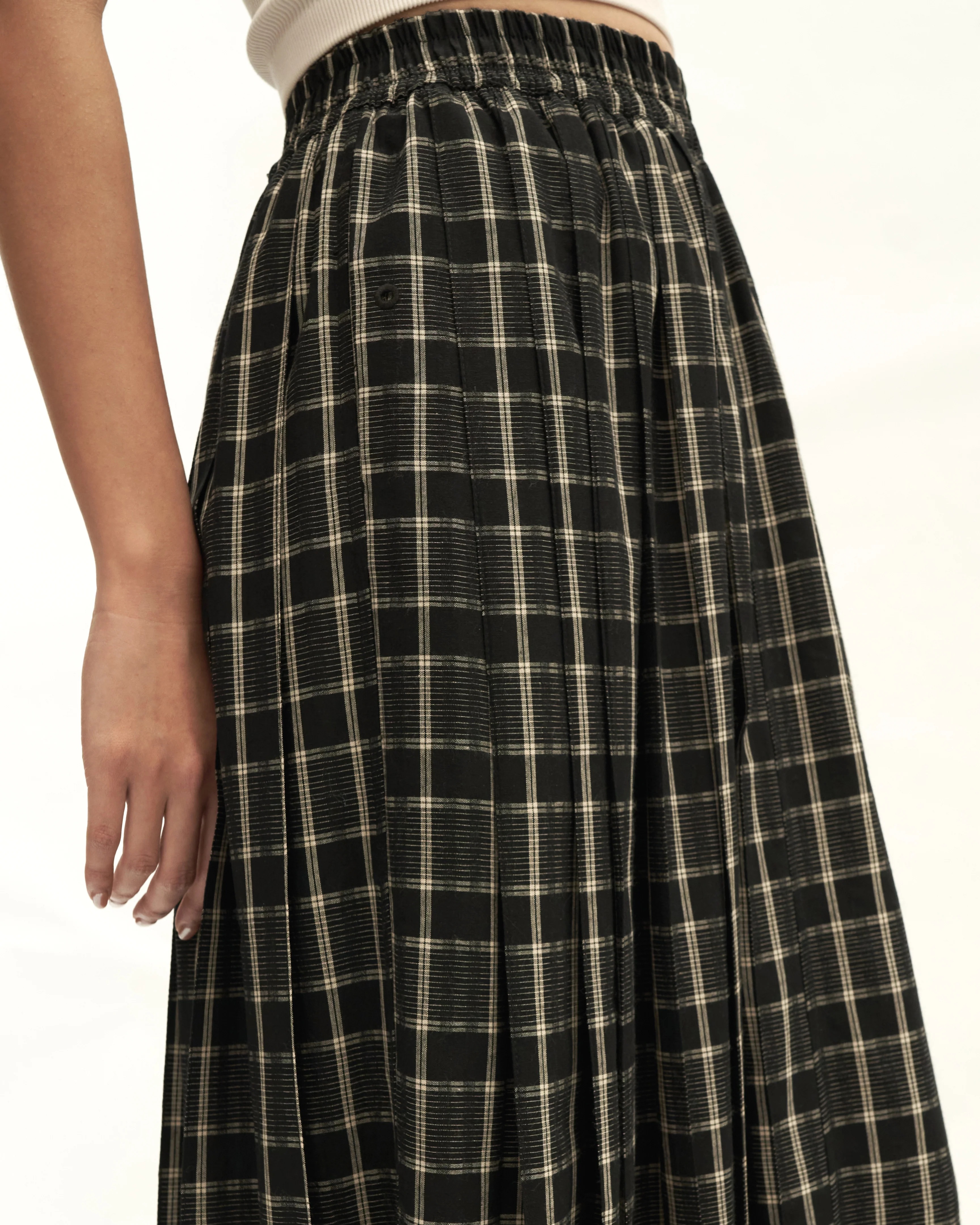 Women: Rasa Pleated Skirt (Black Checks) - Image 2
