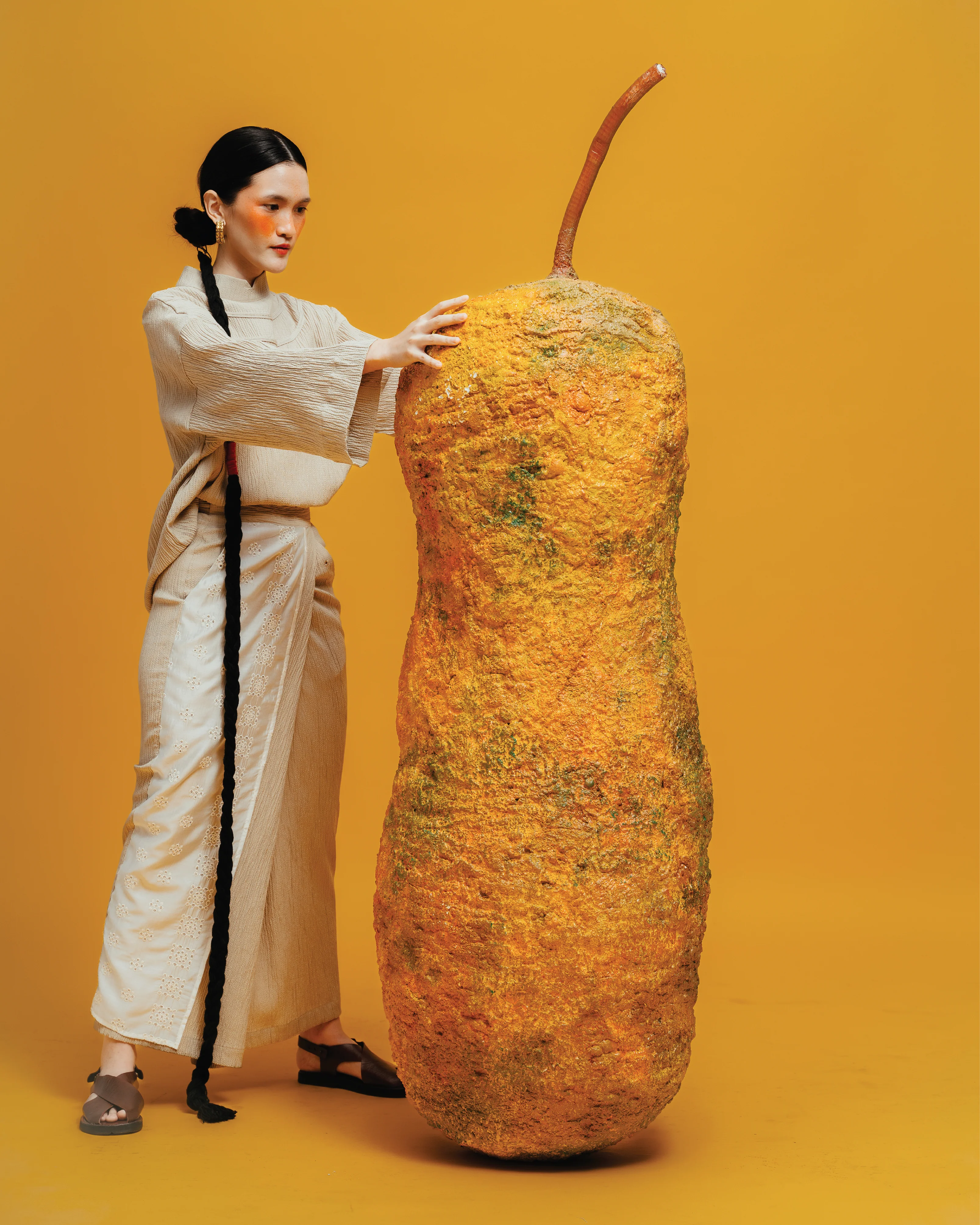 Women: Subuh Kedah Top (Eggshell) - Image 10