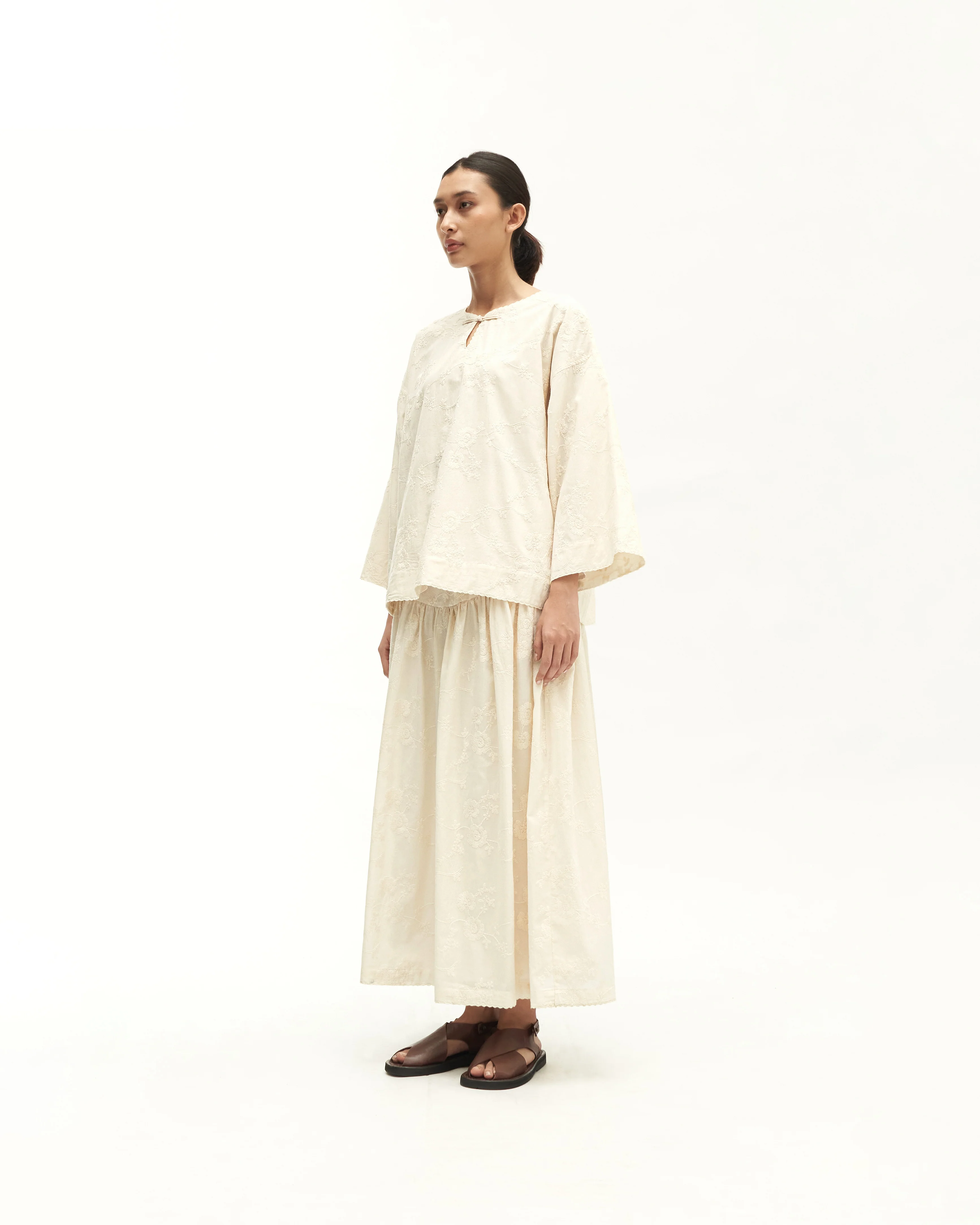 Women: Suria Kedah Top (White Embroidered) - Image 4