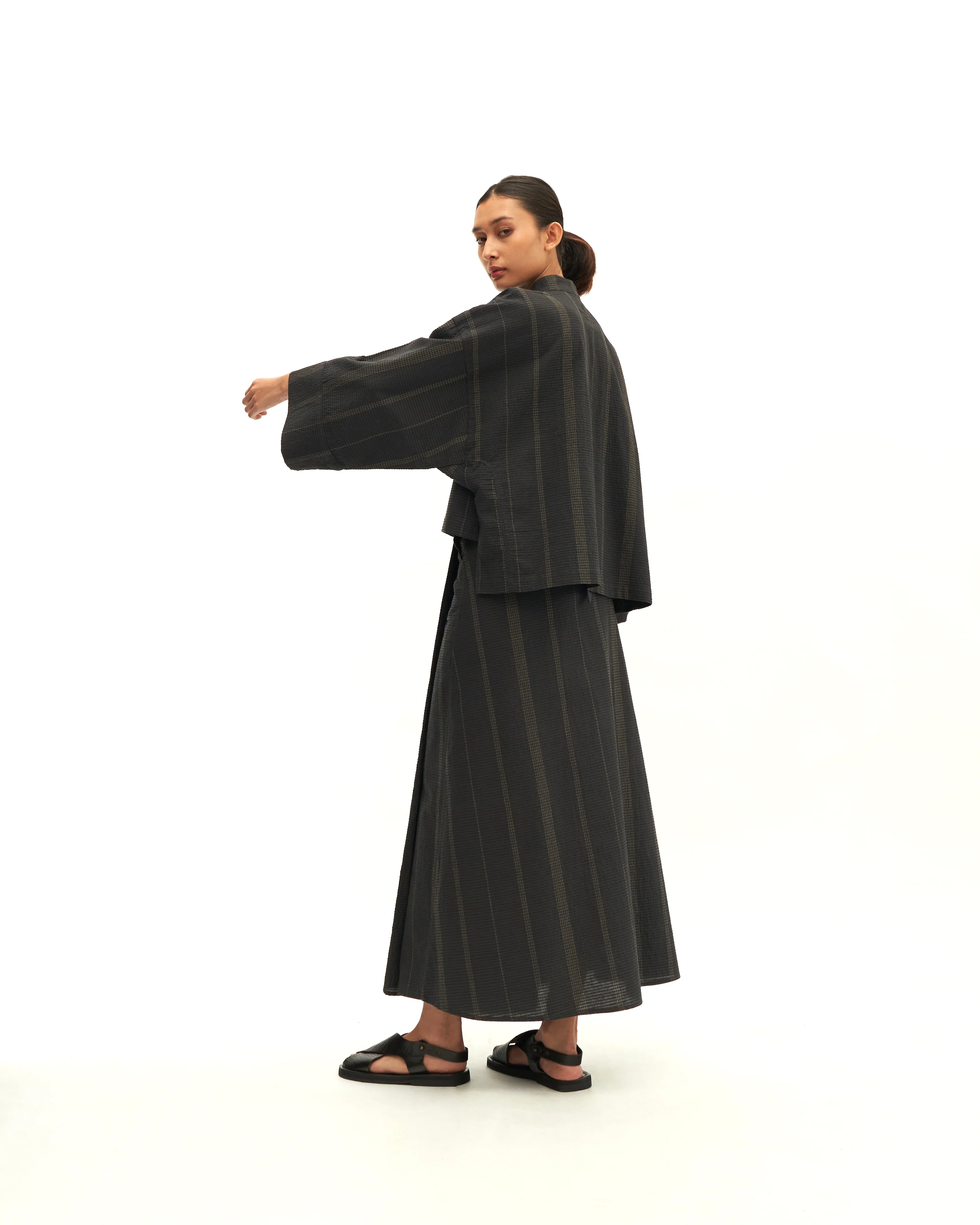 Women: Tàiyáng Boxy Top (Dark Blue) - Image 5