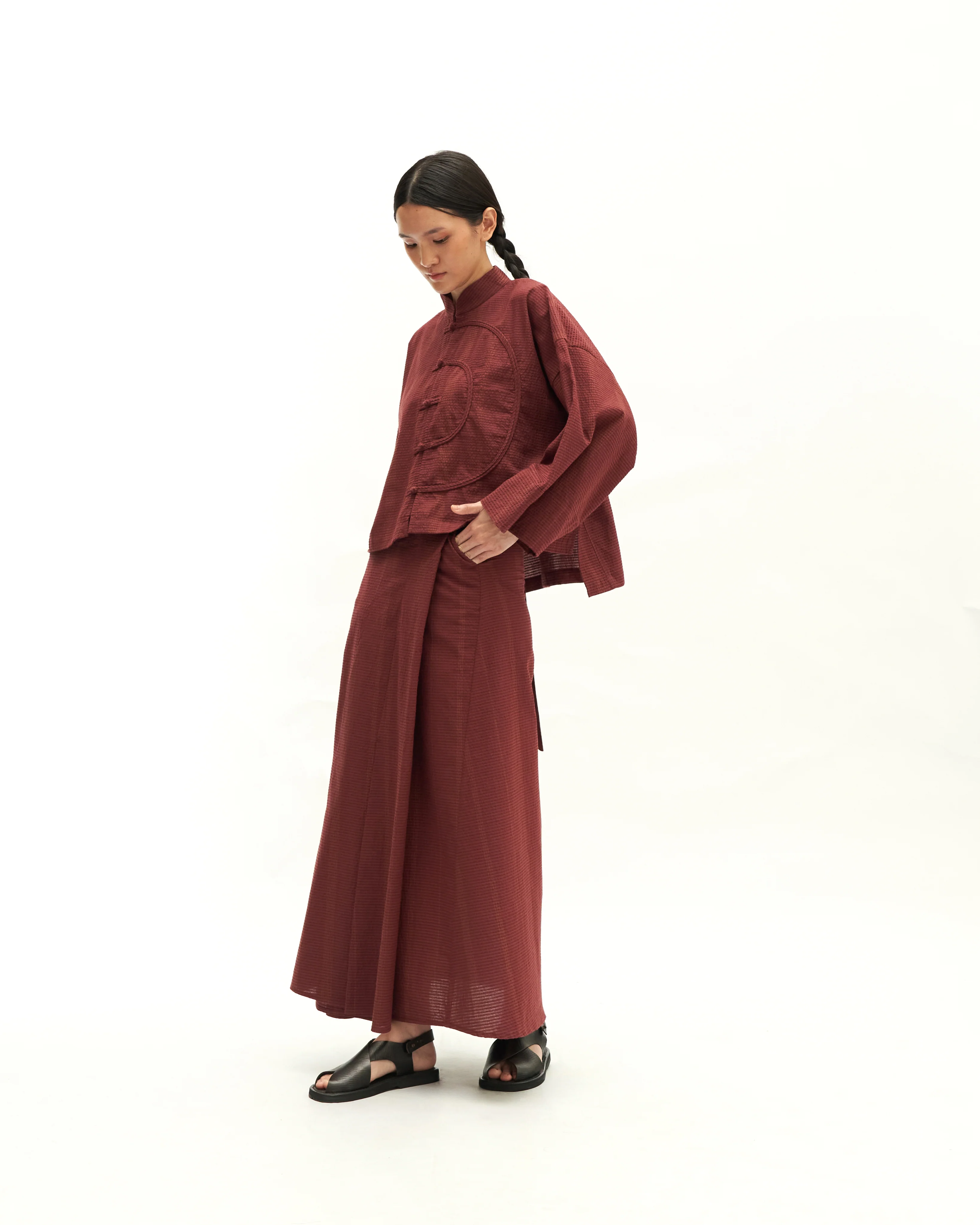 Women: Tàiyáng Pleated Skirt (Rosewood) - Image 3