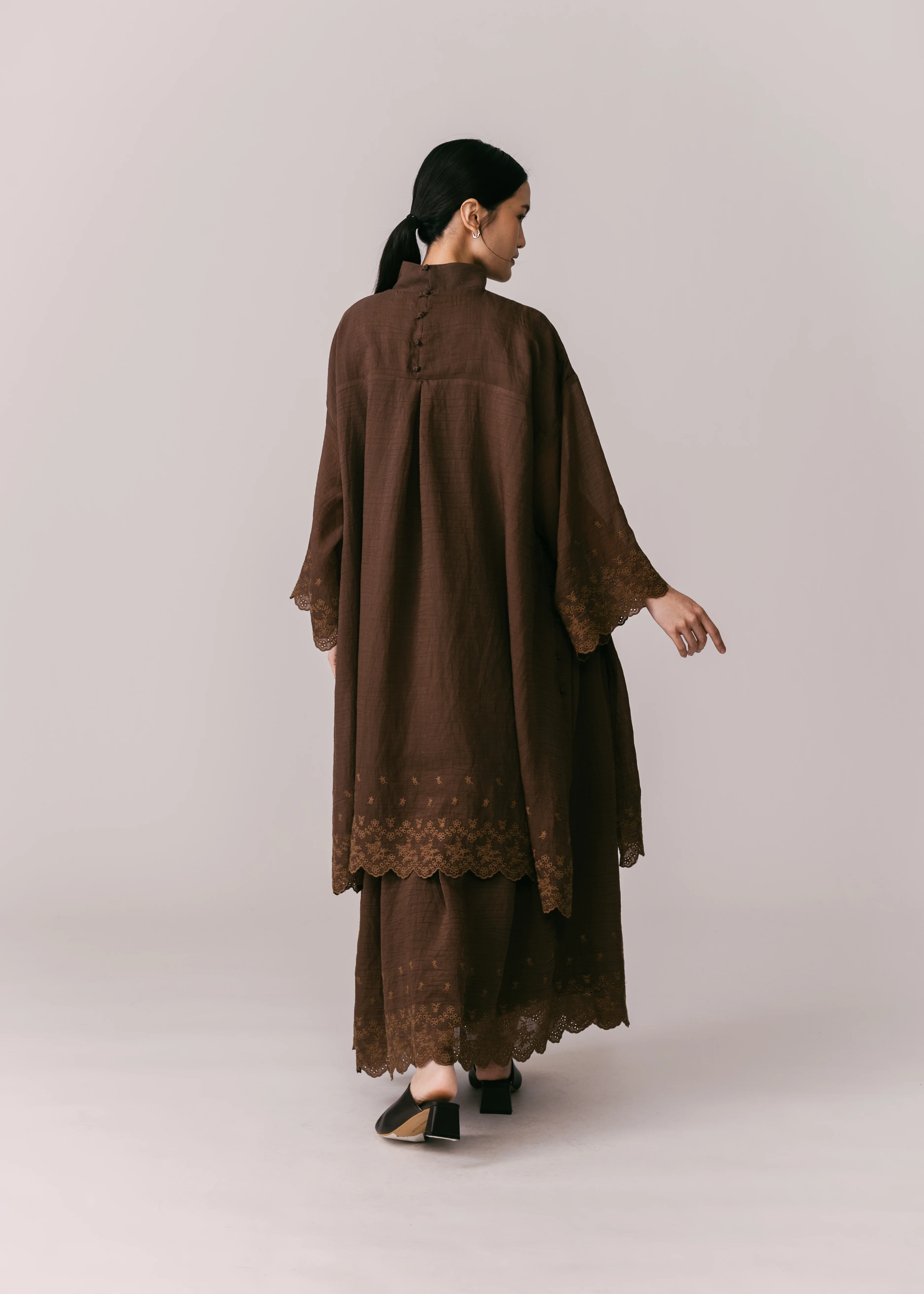 Women: Terbit Loose Kurung Top (Dark Brown) - Image 6