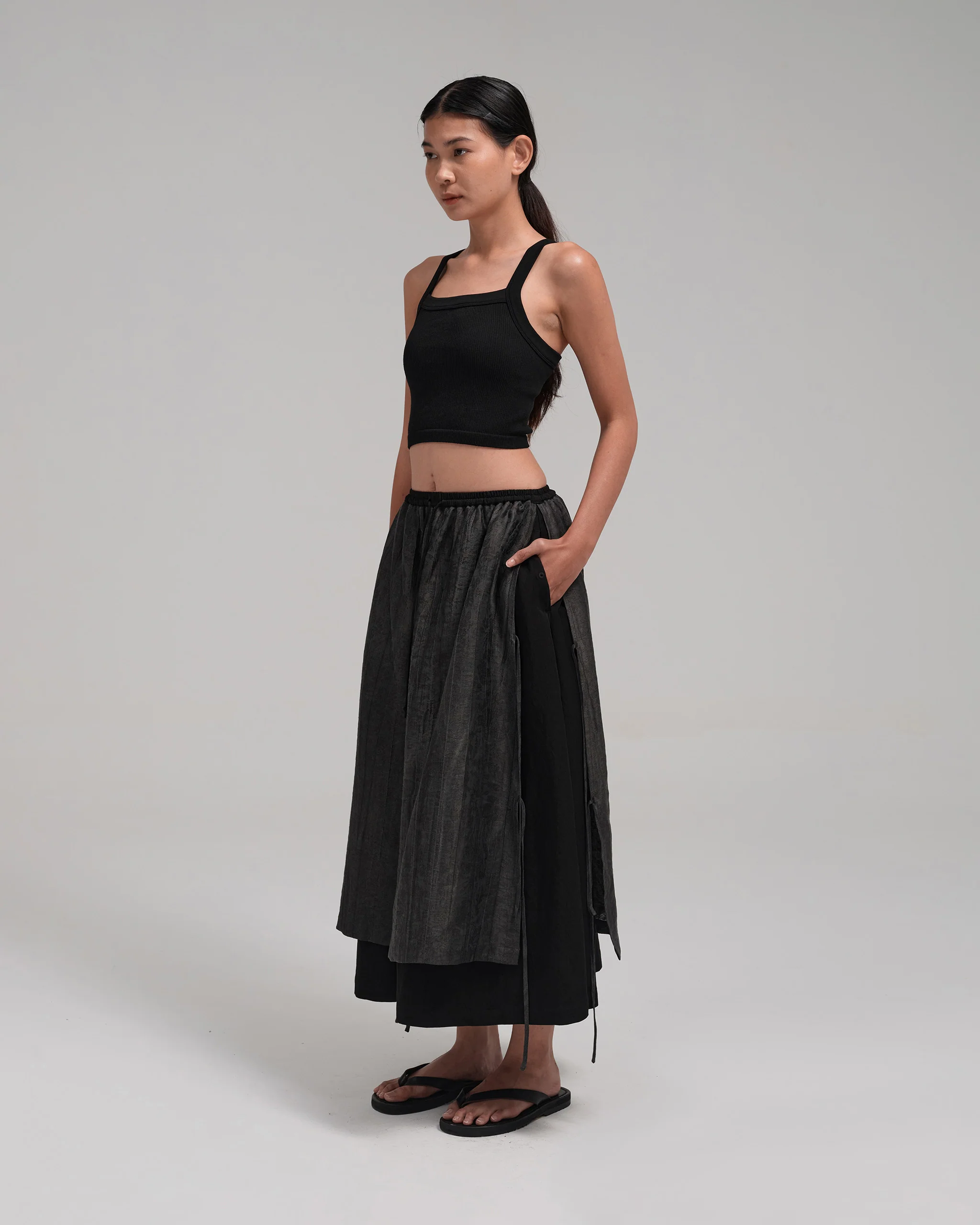 Women: The Midi Skirt (Black) - Image 4